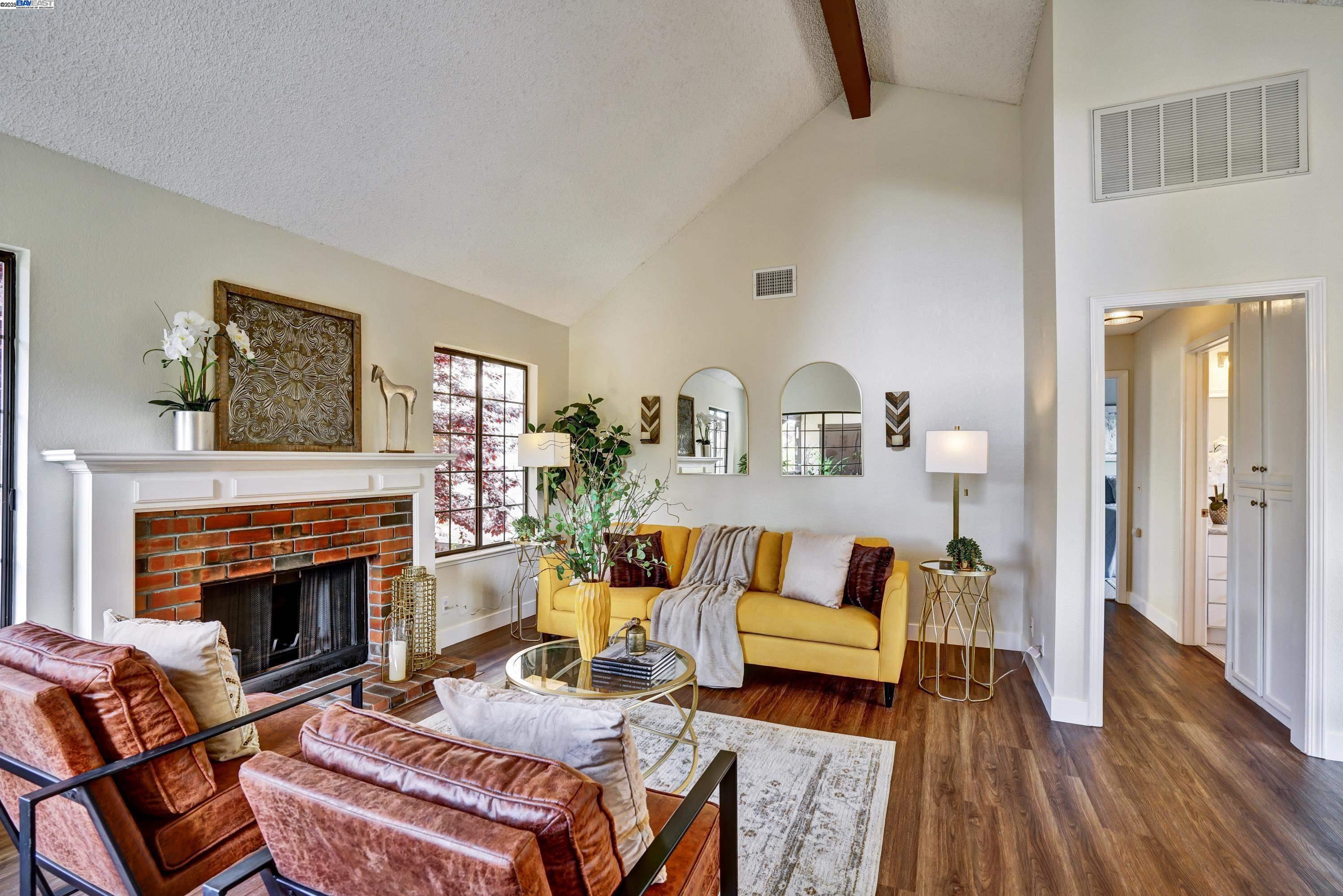 Detail Gallery Image 4 of 42 For 2513 Galleon Place, San Leandro,  CA 94577 - 2 Beds | 1 Baths