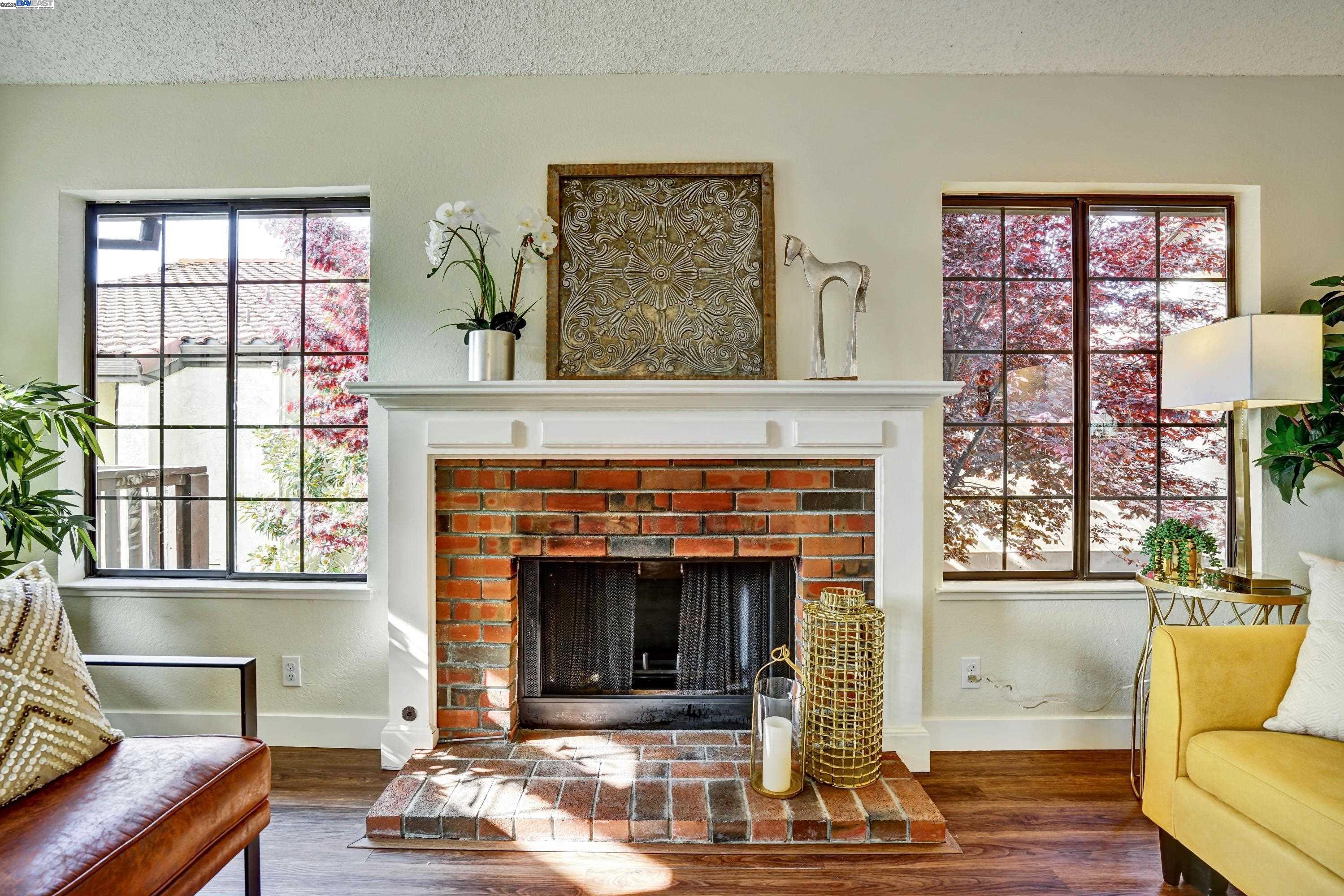 Detail Gallery Image 5 of 42 For 2513 Galleon Place, San Leandro,  CA 94577 - 2 Beds | 1 Baths