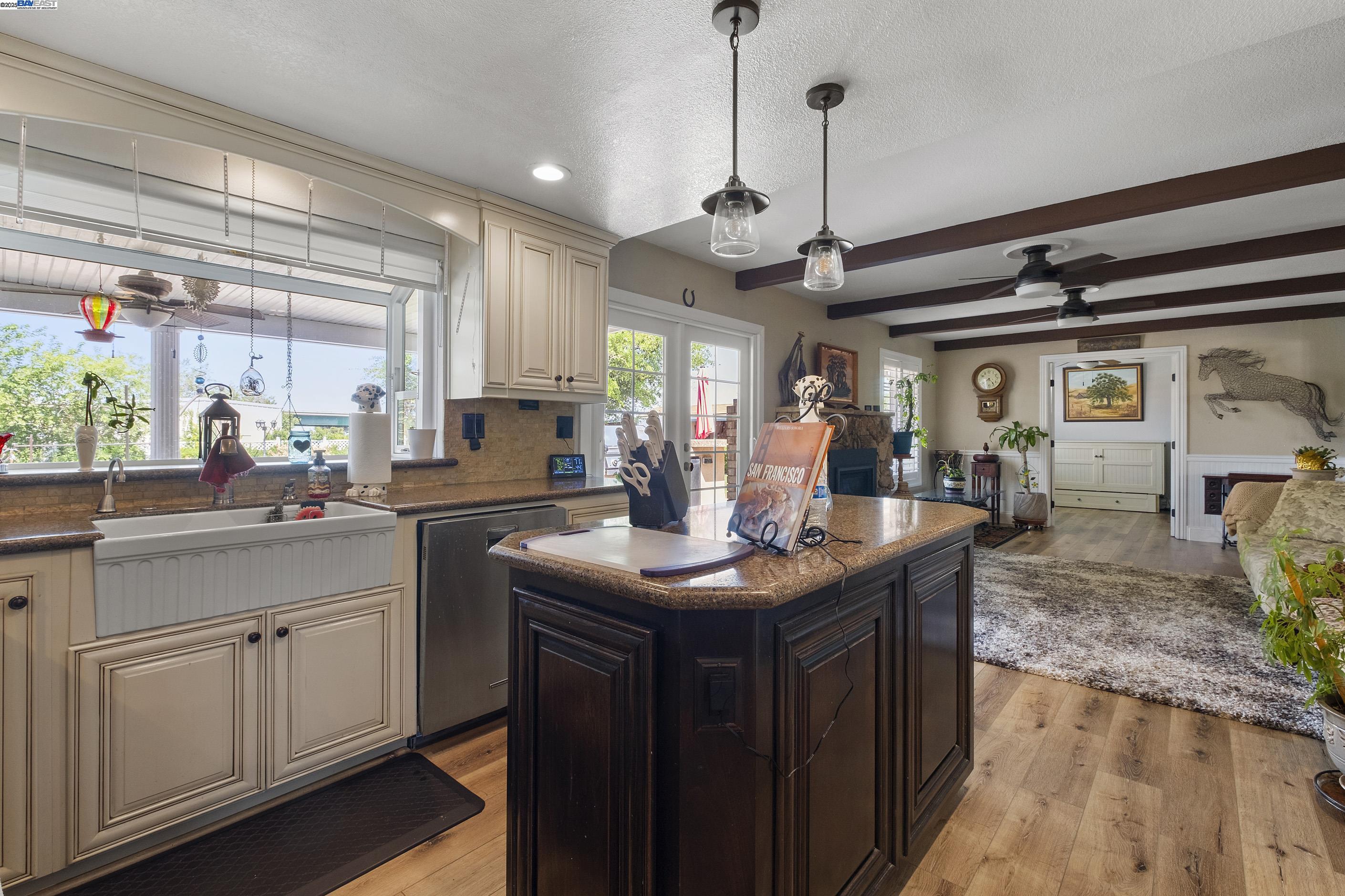 Detail Gallery Image 15 of 58 For 7737 Stearman Rd, Tracy,  CA 95377 - 4 Beds | 2/1 Baths