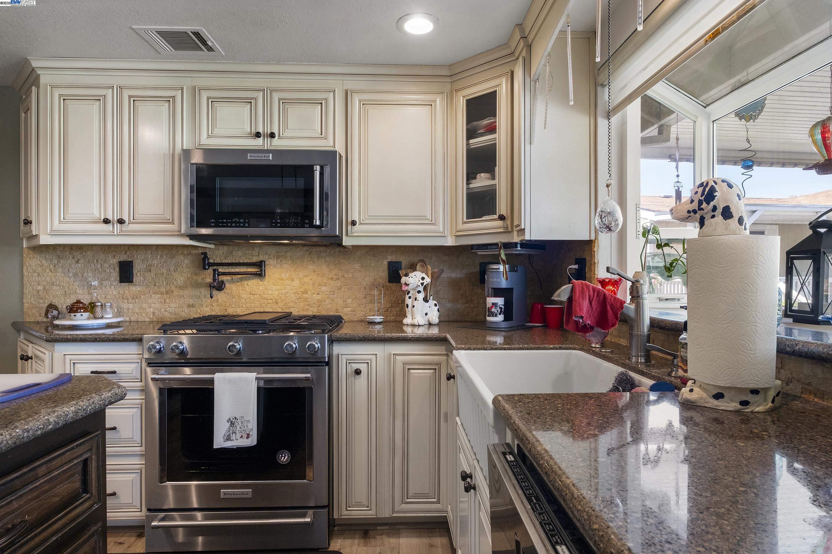 Detail Gallery Image 16 of 58 For 7737 Stearman Rd, Tracy,  CA 95377 - 4 Beds | 2/1 Baths