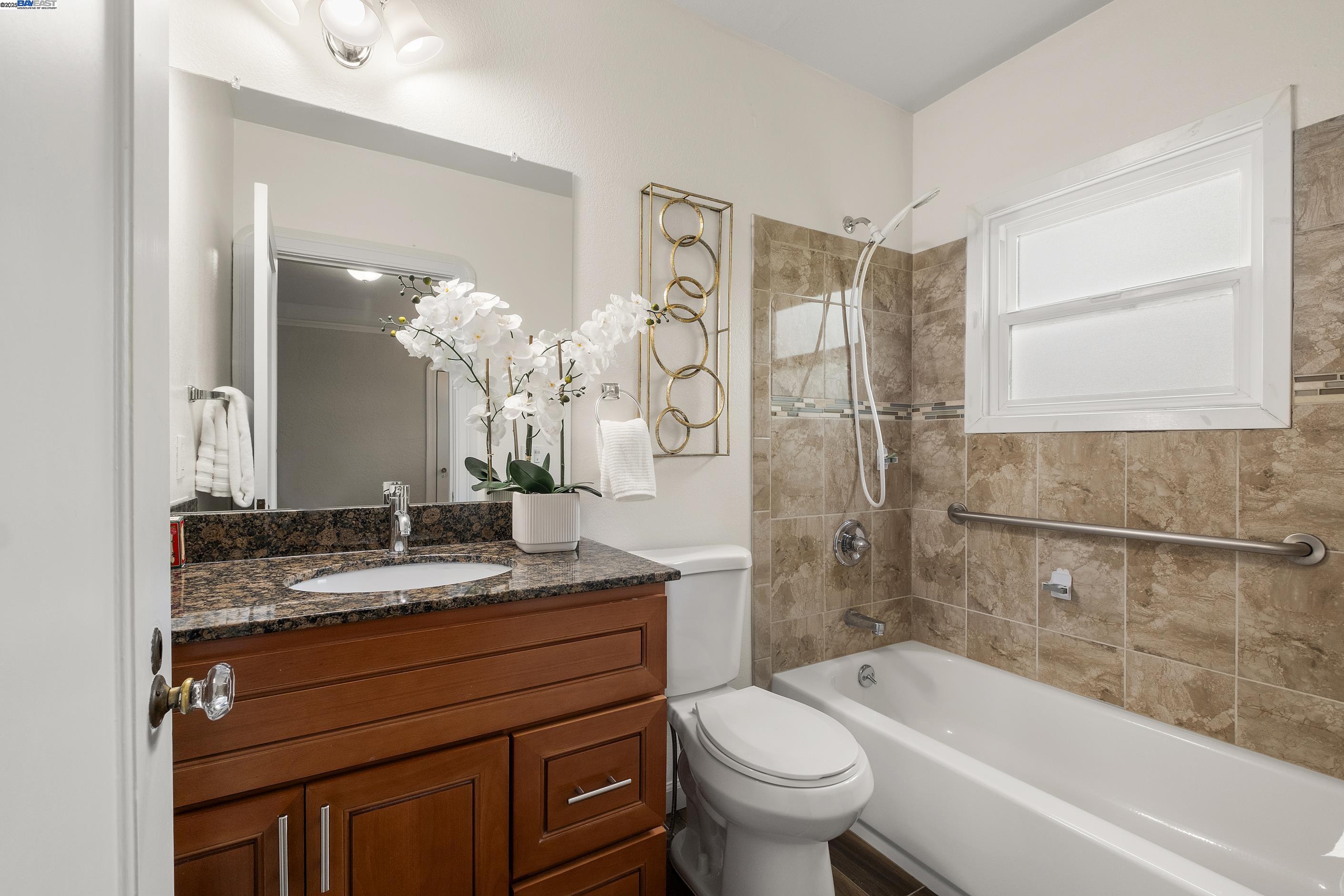 Detail Gallery Image 18 of 37 For 16120 Marcella St, San Leandro,  CA 94578 - 3 Beds | 2 Baths
