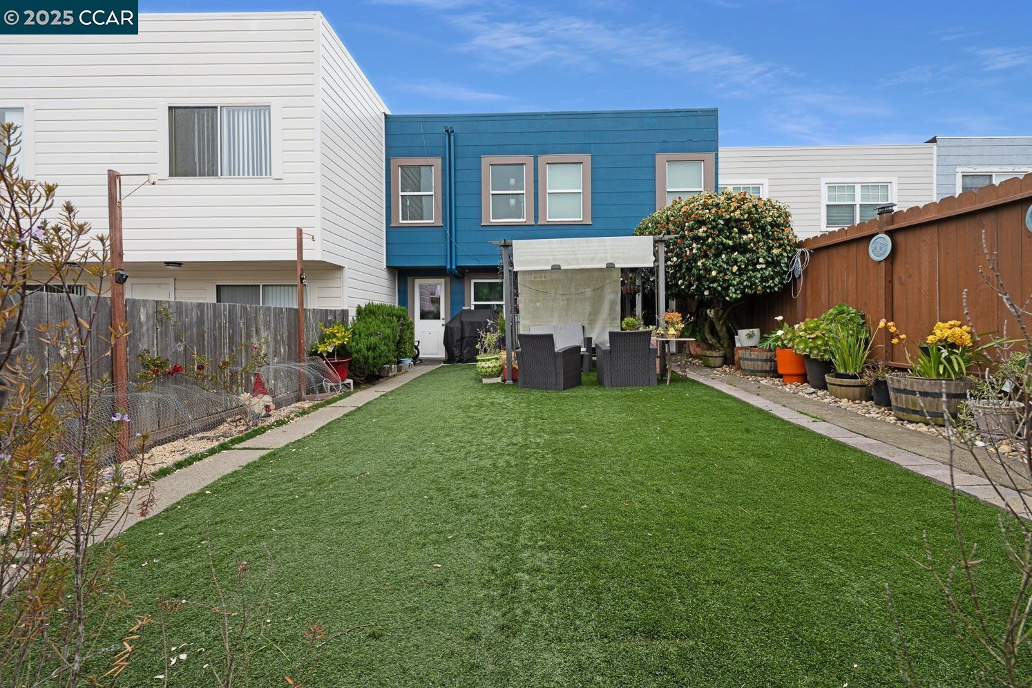 Detail Gallery Image 33 of 38 For 1923 28th Ave, San Francisco,  CA 94116 - 2 Beds | 1 Baths