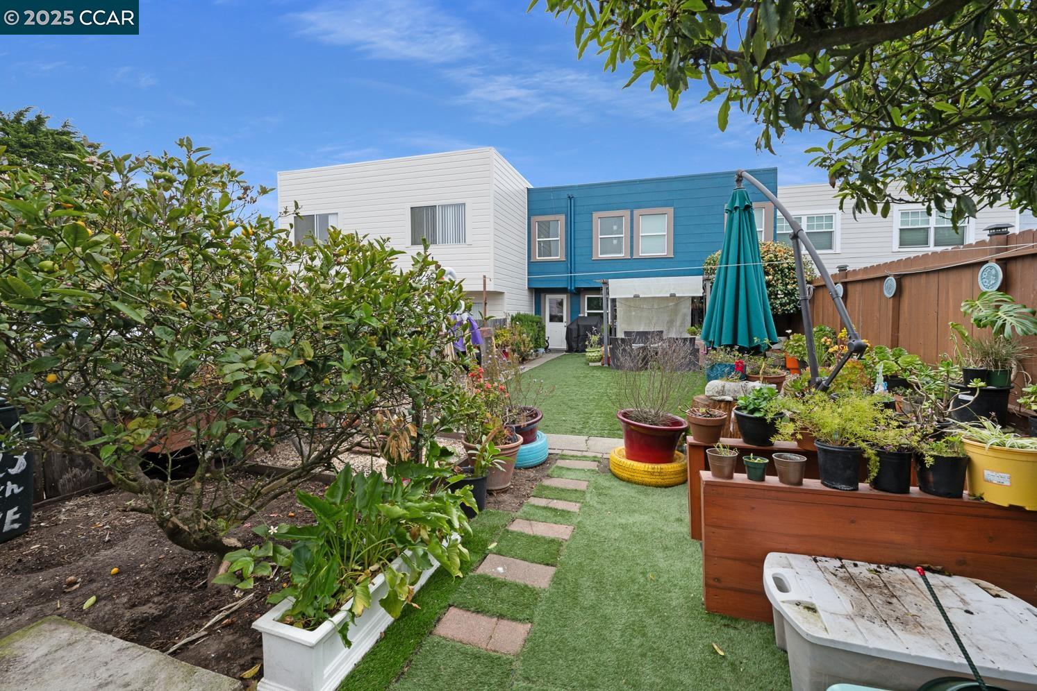 Detail Gallery Image 35 of 38 For 1923 28th Ave, San Francisco,  CA 94116 - 2 Beds | 1 Baths