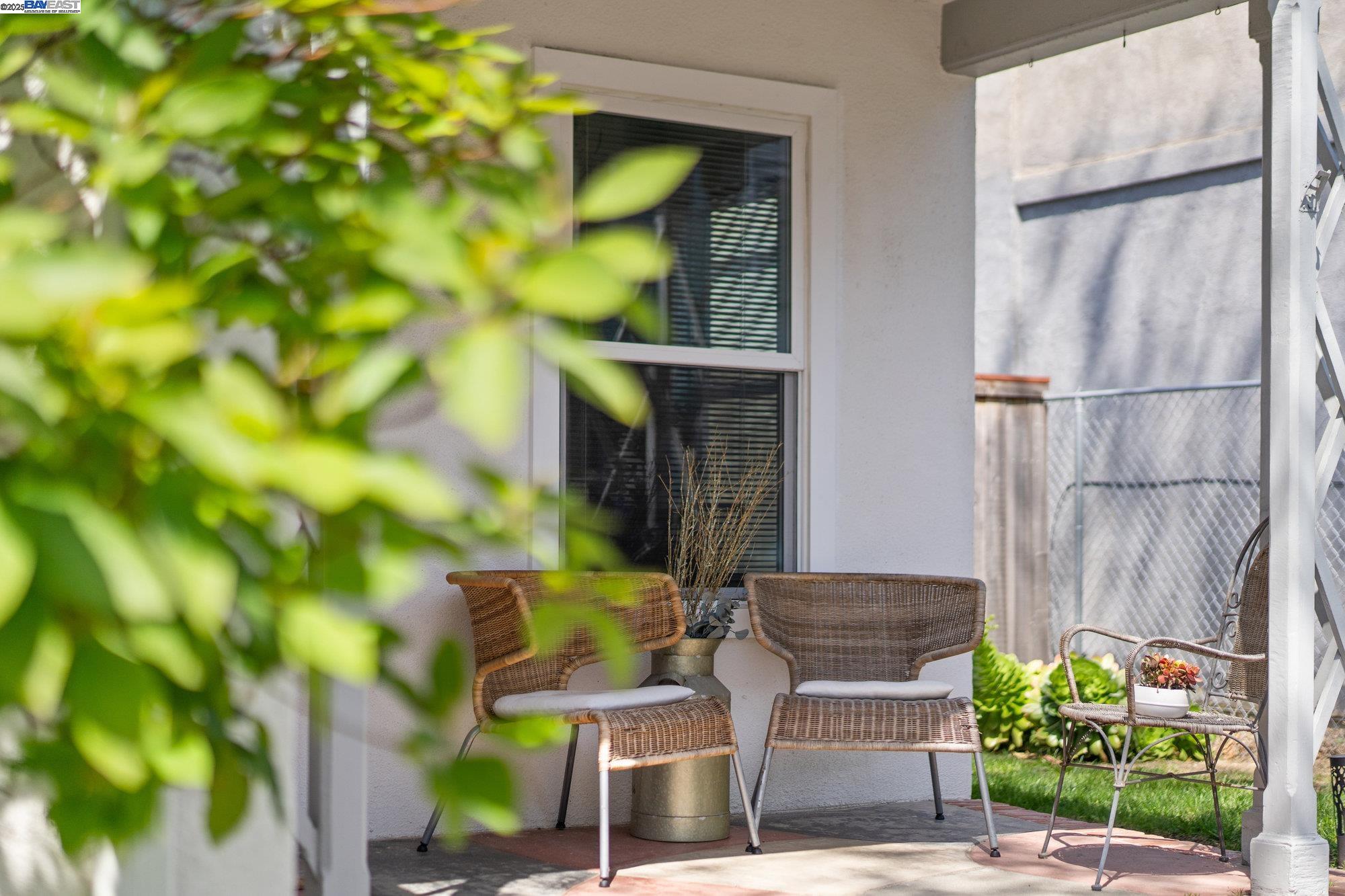 Detail Gallery Image 4 of 45 For 3919 Smith St, Union City,  CA 94587 - 3 Beds | 1 Baths
