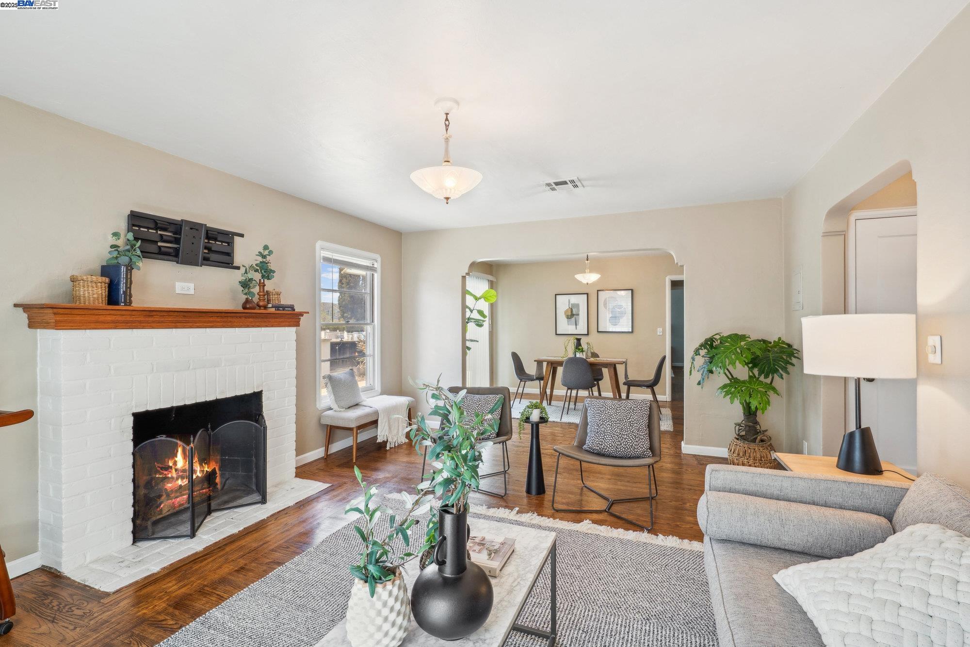 Detail Gallery Image 8 of 45 For 3919 Smith St, Union City,  CA 94587 - 3 Beds | 1 Baths