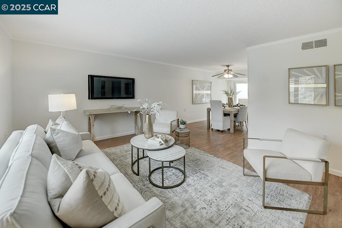Photo #4: 41093817 Listing 