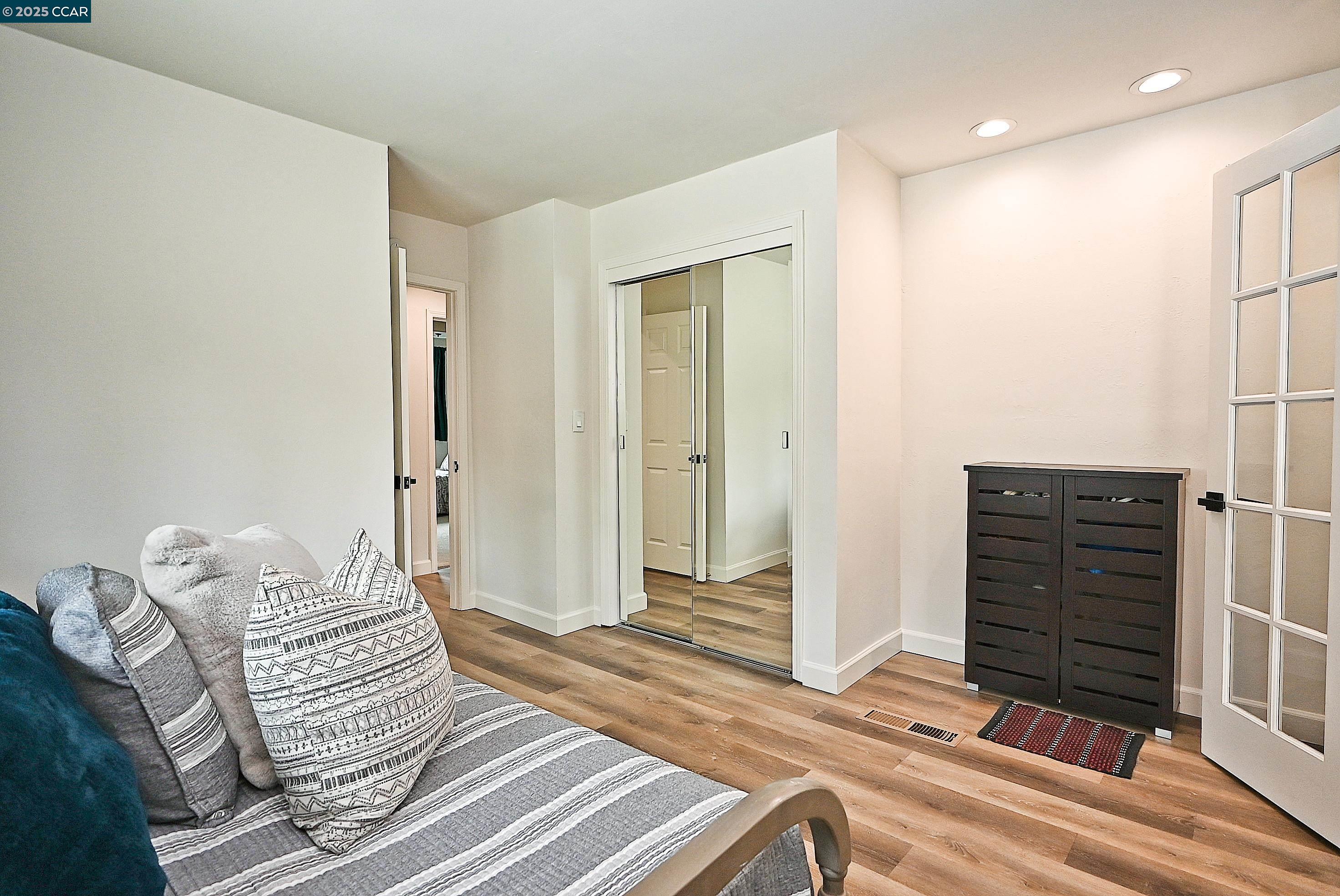 Detail Gallery Image 15 of 34 For 5516 Langford Ct, Concord,  CA 94521 - 4 Beds | 2 Baths