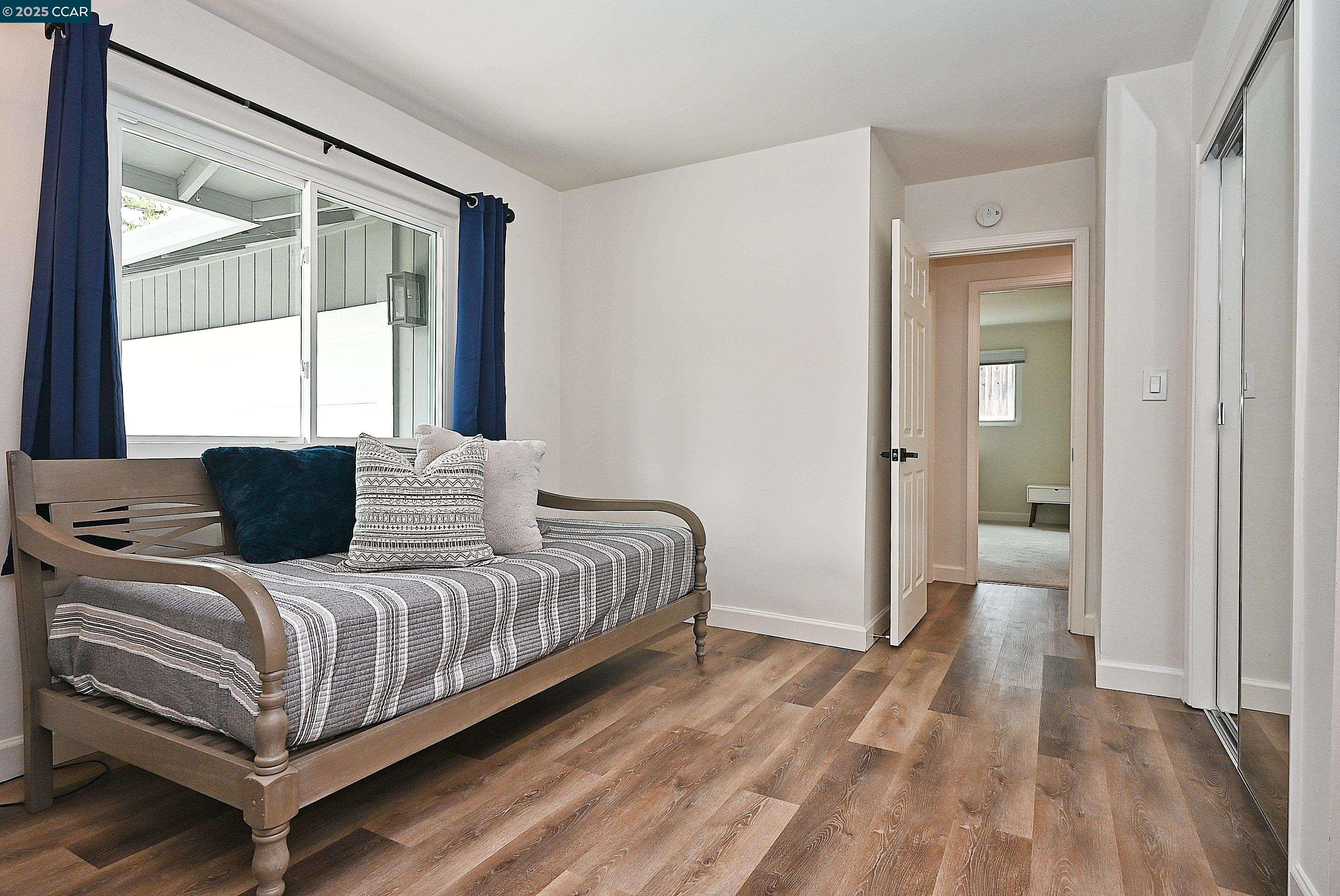 Detail Gallery Image 25 of 34 For 5516 Langford Ct, Concord,  CA 94521 - 4 Beds | 2 Baths