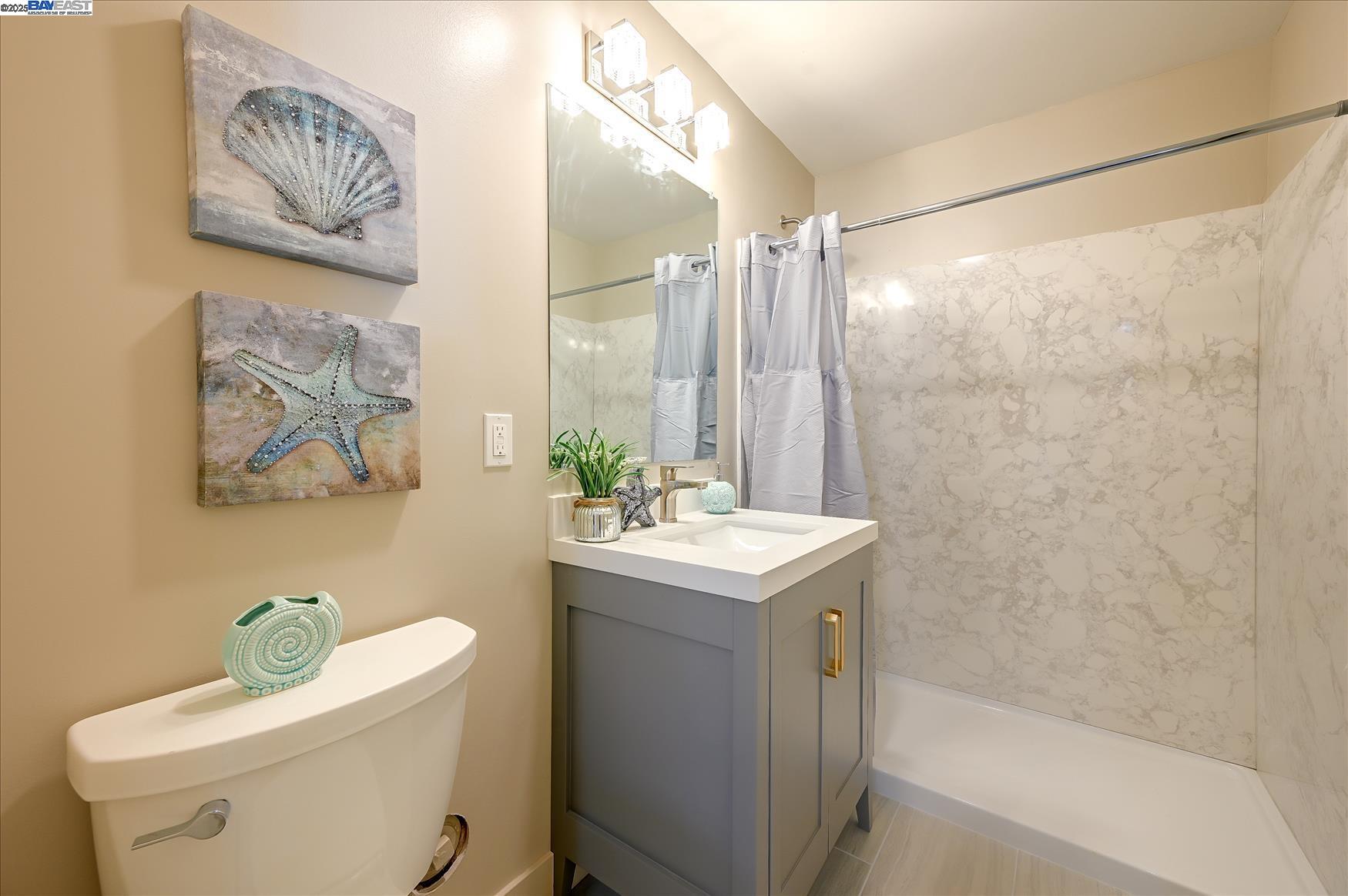 Detail Gallery Image 28 of 34 For 318 1st Avenue, Daly City,  CA 94014 - 3 Beds | 2 Baths