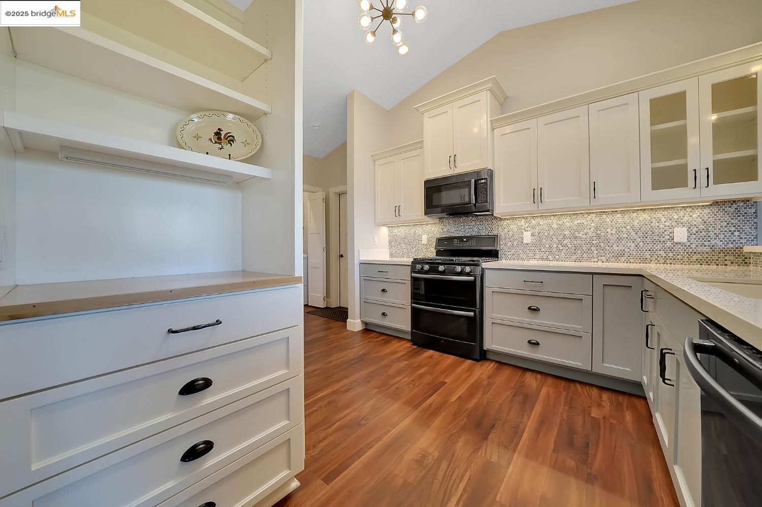 Detail Gallery Image 22 of 60 For 5569 Campfire Court 1, Hathaway Pines,  CA 95223 - 4 Beds | 2 Baths