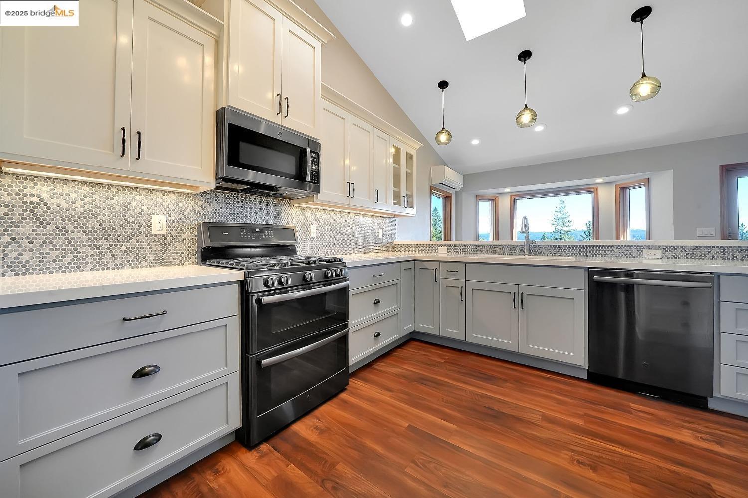 Detail Gallery Image 26 of 60 For 5569 Campfire Court 1, Hathaway Pines,  CA 95223 - 4 Beds | 2 Baths