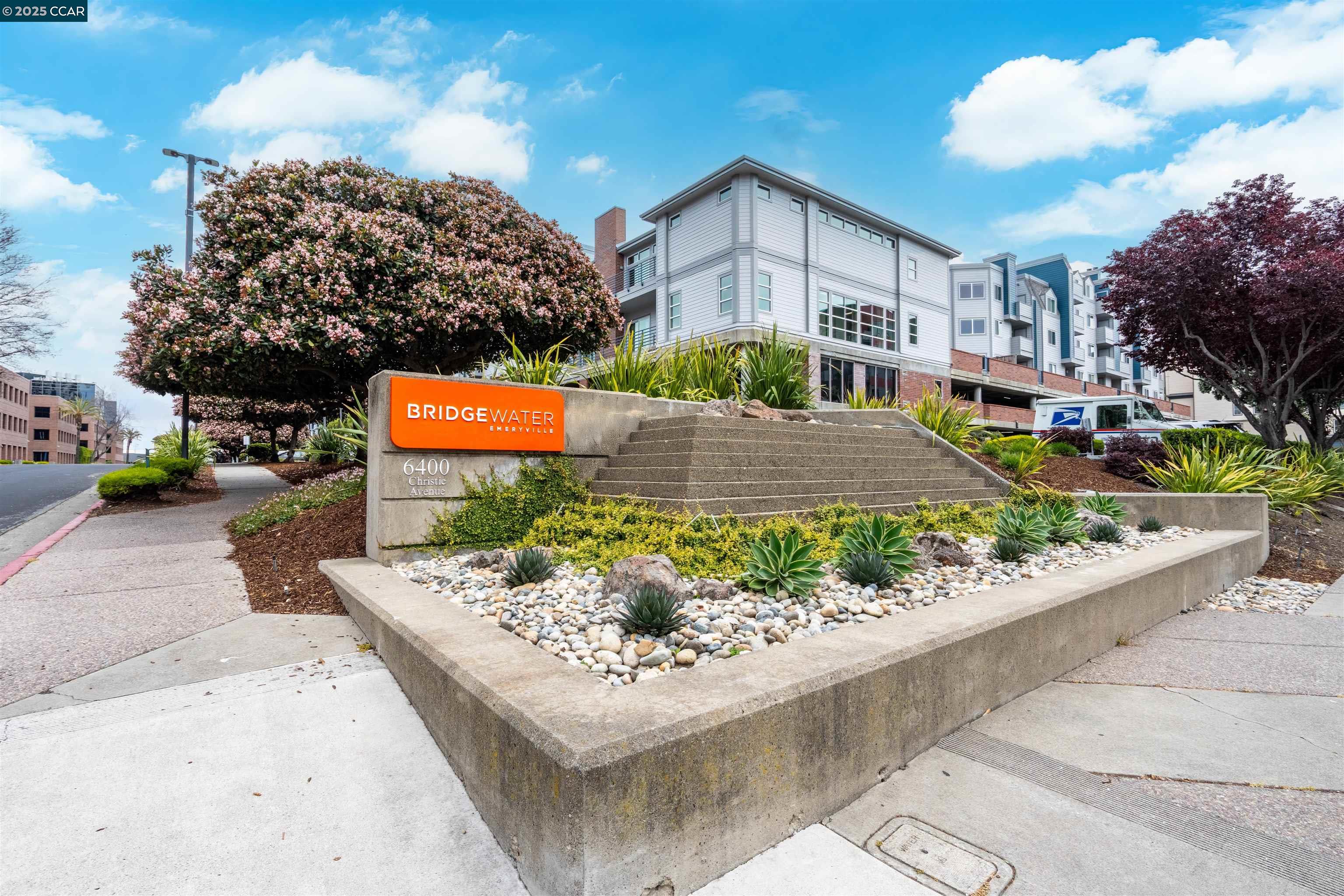 6400 Christie Ave # 5303, Emeryville, California 94608, 1 Bedroom Bedrooms, 2 Rooms Rooms,1 BathroomBathrooms,Residential Lease,For Rent,6400 Christie Ave # 5303,41093842