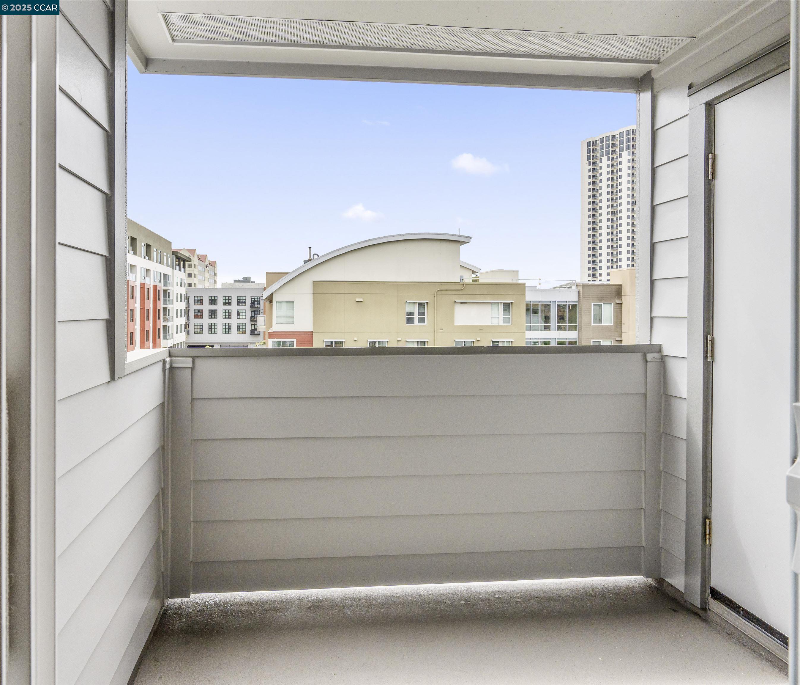 6400 Christie Ave # 5303, Emeryville, California 94608, 1 Bedroom Bedrooms, 2 Rooms Rooms,1 BathroomBathrooms,Residential Lease,For Rent,6400 Christie Ave # 5303,41093842