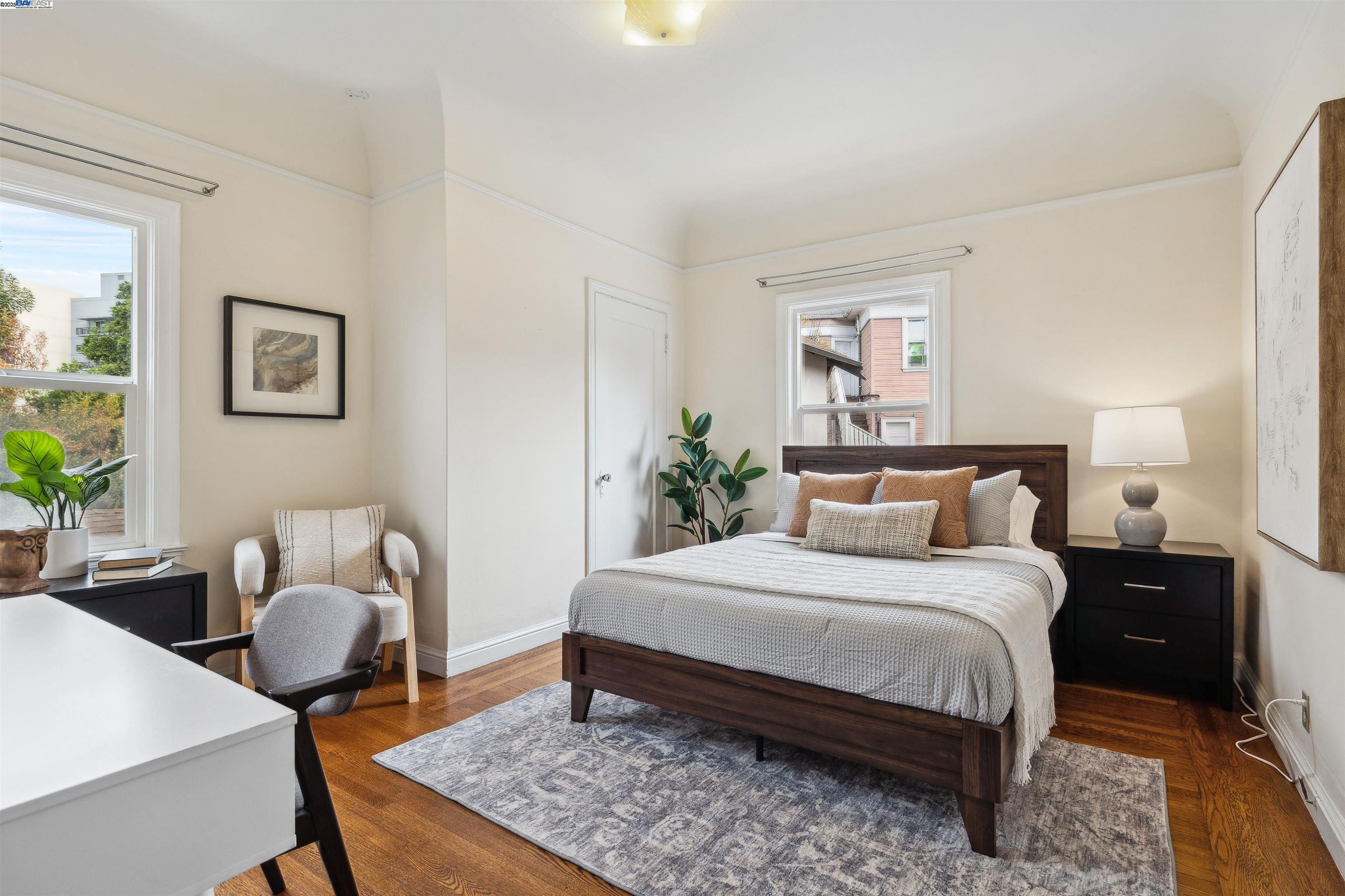 1438 Lakeshore Ave # 6, Oakland, California 94606, 1 Bedroom Bedrooms, 4 Rooms Rooms,1 BathroomBathrooms,Residential,For Sale,1438 Lakeshore Ave # 6,41093846