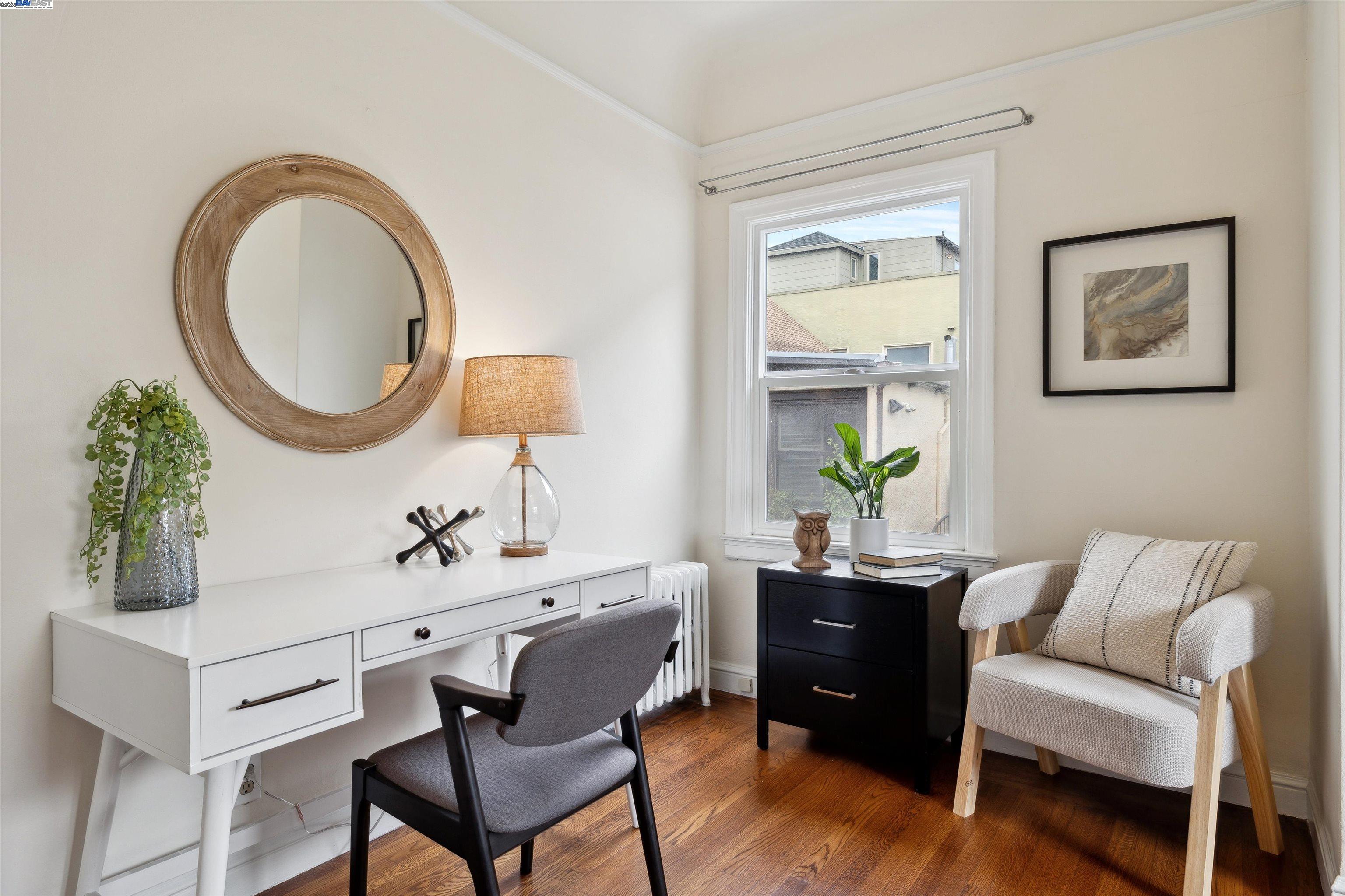 1438 Lakeshore Ave # 6, Oakland, California 94606, 1 Bedroom Bedrooms, 4 Rooms Rooms,1 BathroomBathrooms,Residential,For Sale,1438 Lakeshore Ave # 6,41093846