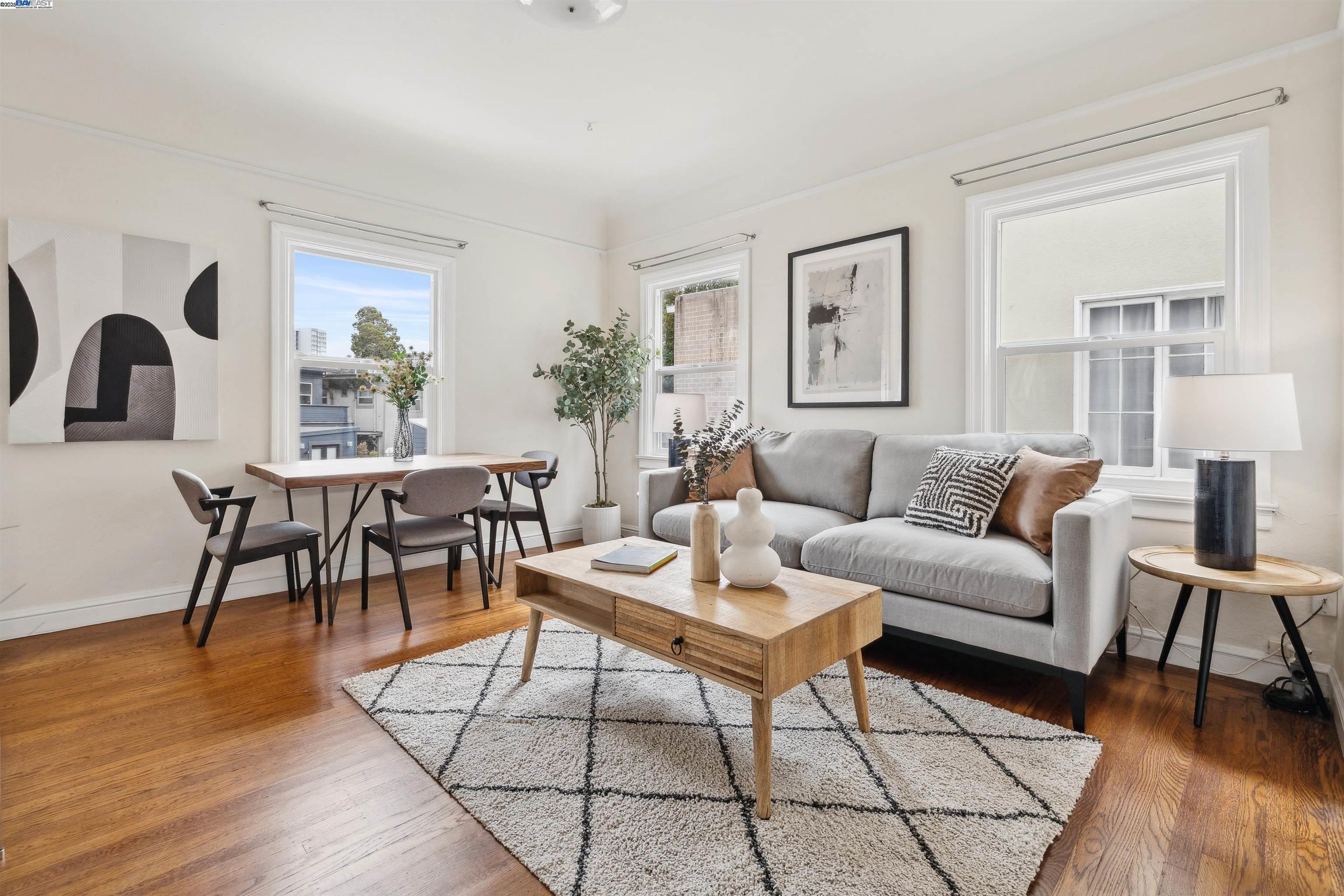 1438 Lakeshore Ave # 6, Oakland, California 94606, 1 Bedroom Bedrooms, 4 Rooms Rooms,1 BathroomBathrooms,Residential,For Sale,1438 Lakeshore Ave # 6,41093846