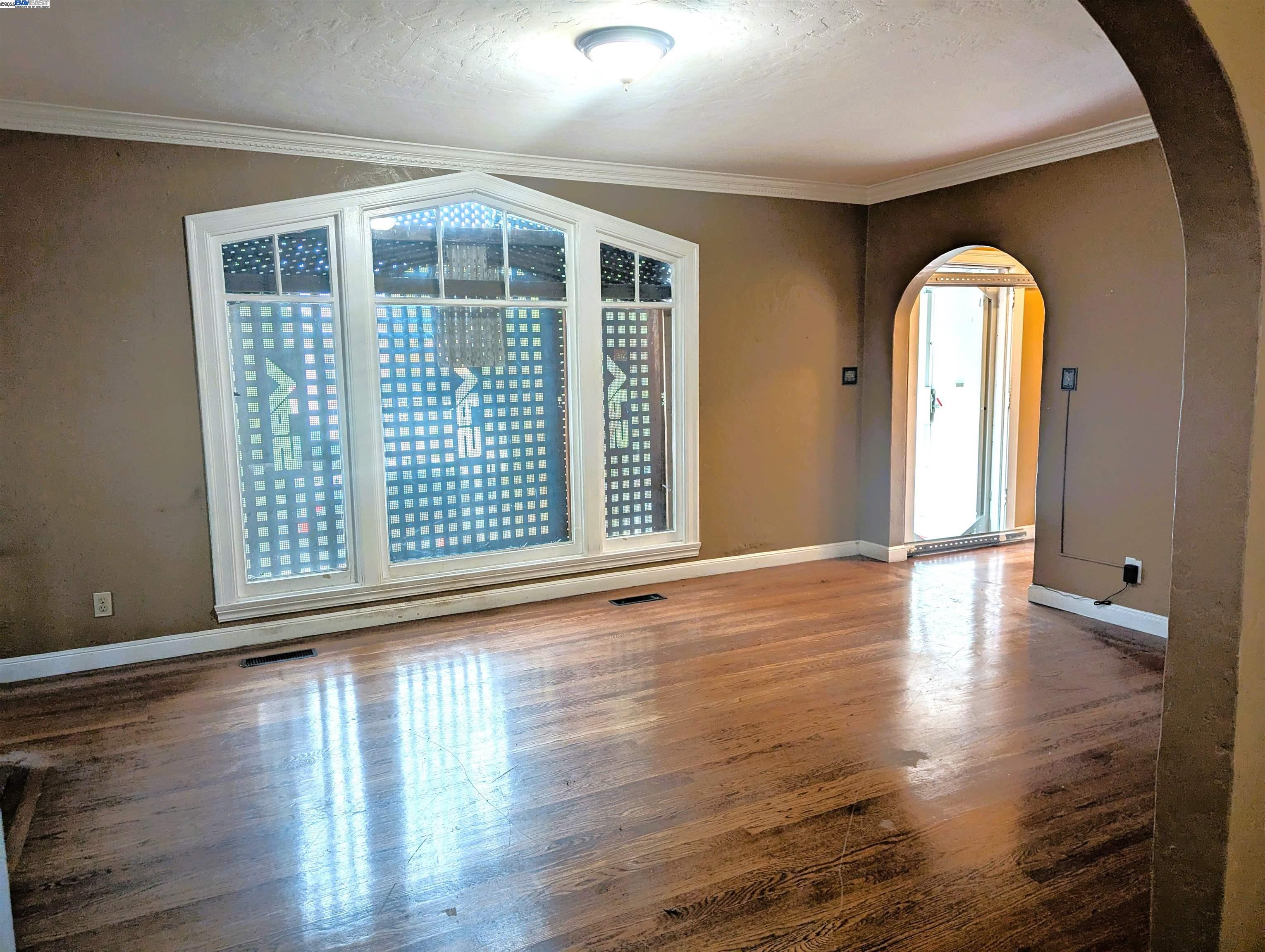 Detail Gallery Image 12 of 46 For 2000 94th Ave, Oakland,  CA 94603 - 2 Beds | 1 Baths