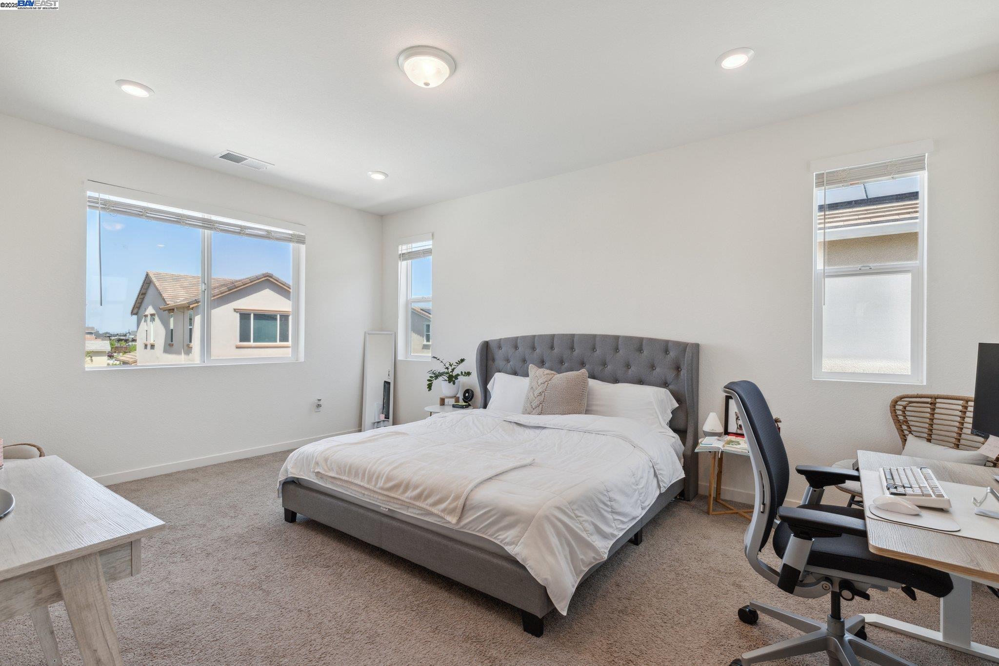 Detail Gallery Image 21 of 43 For 17451 Graceada Ln, Lathrop,  CA 95330 - 4 Beds | 3 Baths