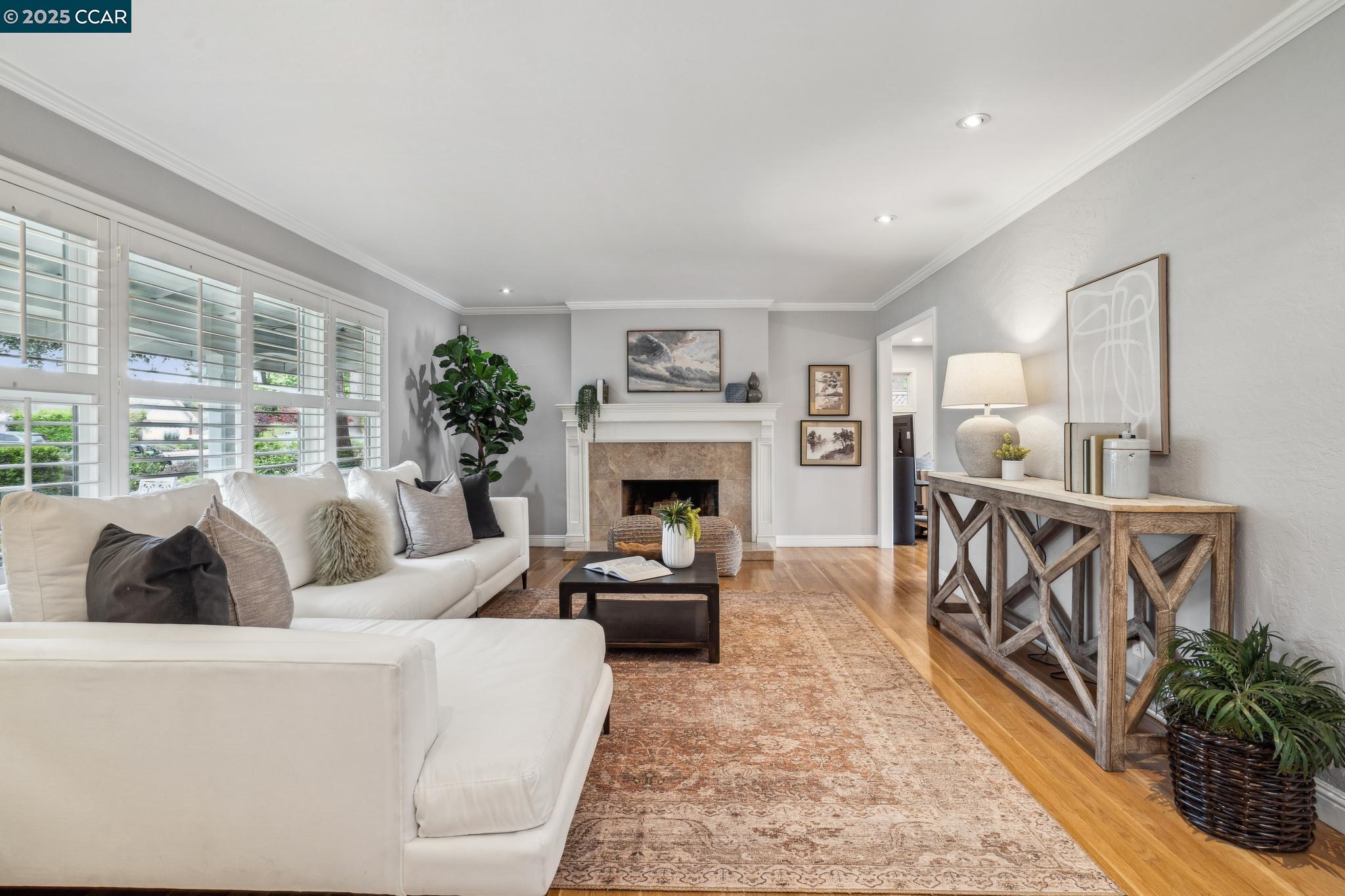 Detail Gallery Image 13 of 57 For 3117 Bowling Green Dr, Walnut Creek,  CA 94598 - 3 Beds | 2 Baths