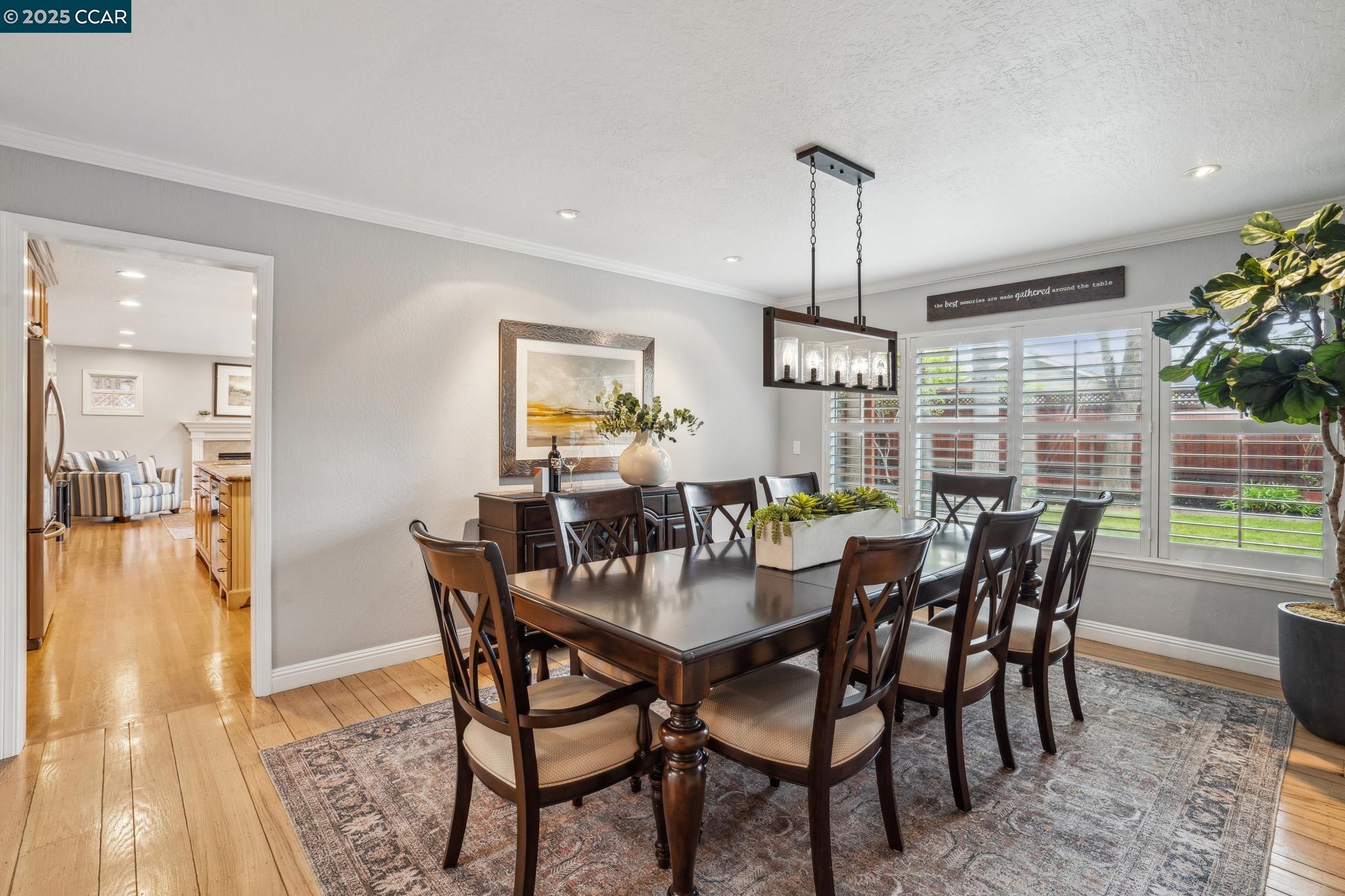 Detail Gallery Image 16 of 57 For 3117 Bowling Green Dr, Walnut Creek,  CA 94598 - 3 Beds | 2 Baths