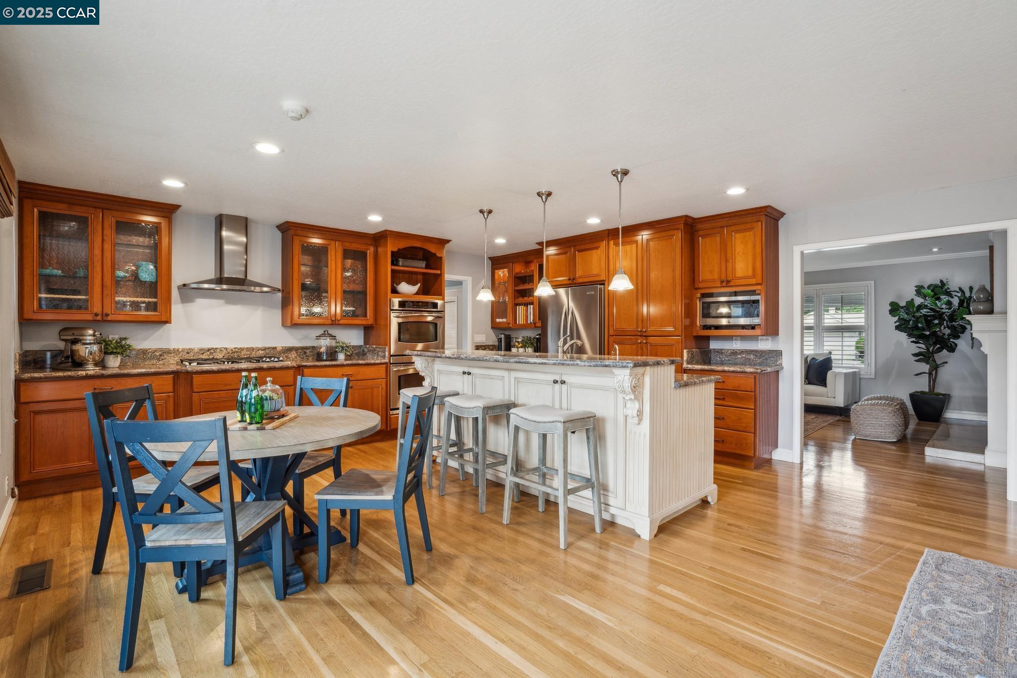 Detail Gallery Image 22 of 57 For 3117 Bowling Green Dr, Walnut Creek,  CA 94598 - 3 Beds | 2 Baths