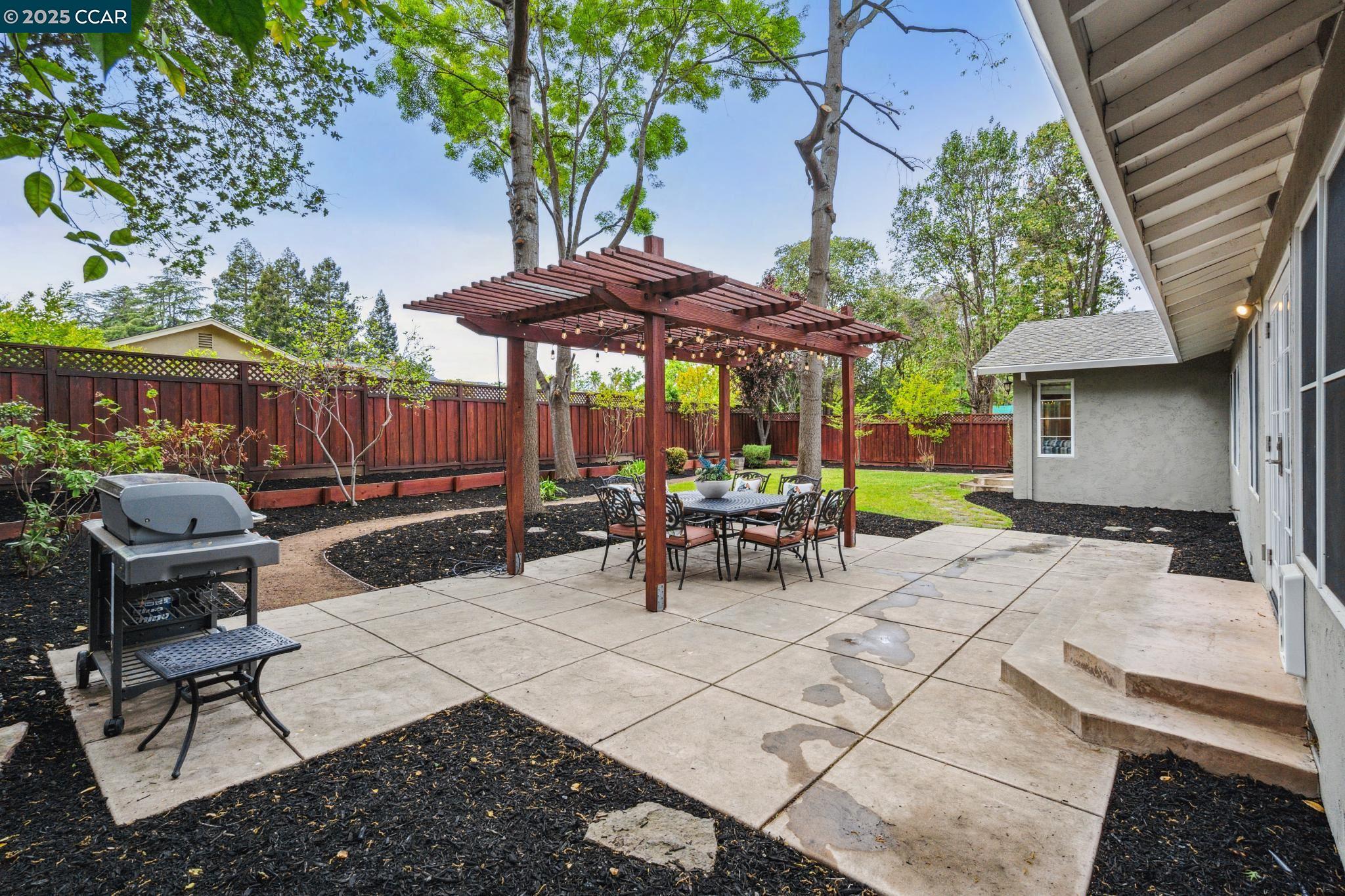 Detail Gallery Image 51 of 57 For 3117 Bowling Green Dr, Walnut Creek,  CA 94598 - 3 Beds | 2 Baths