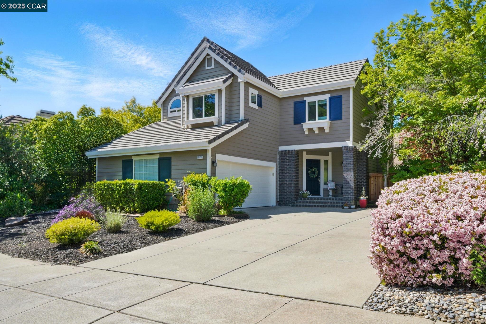 Detail Gallery Image 1 of 1 For 5121 Keller Ridge Dr, Clayton,  CA 94517 - 3 Beds | 2/1 Baths