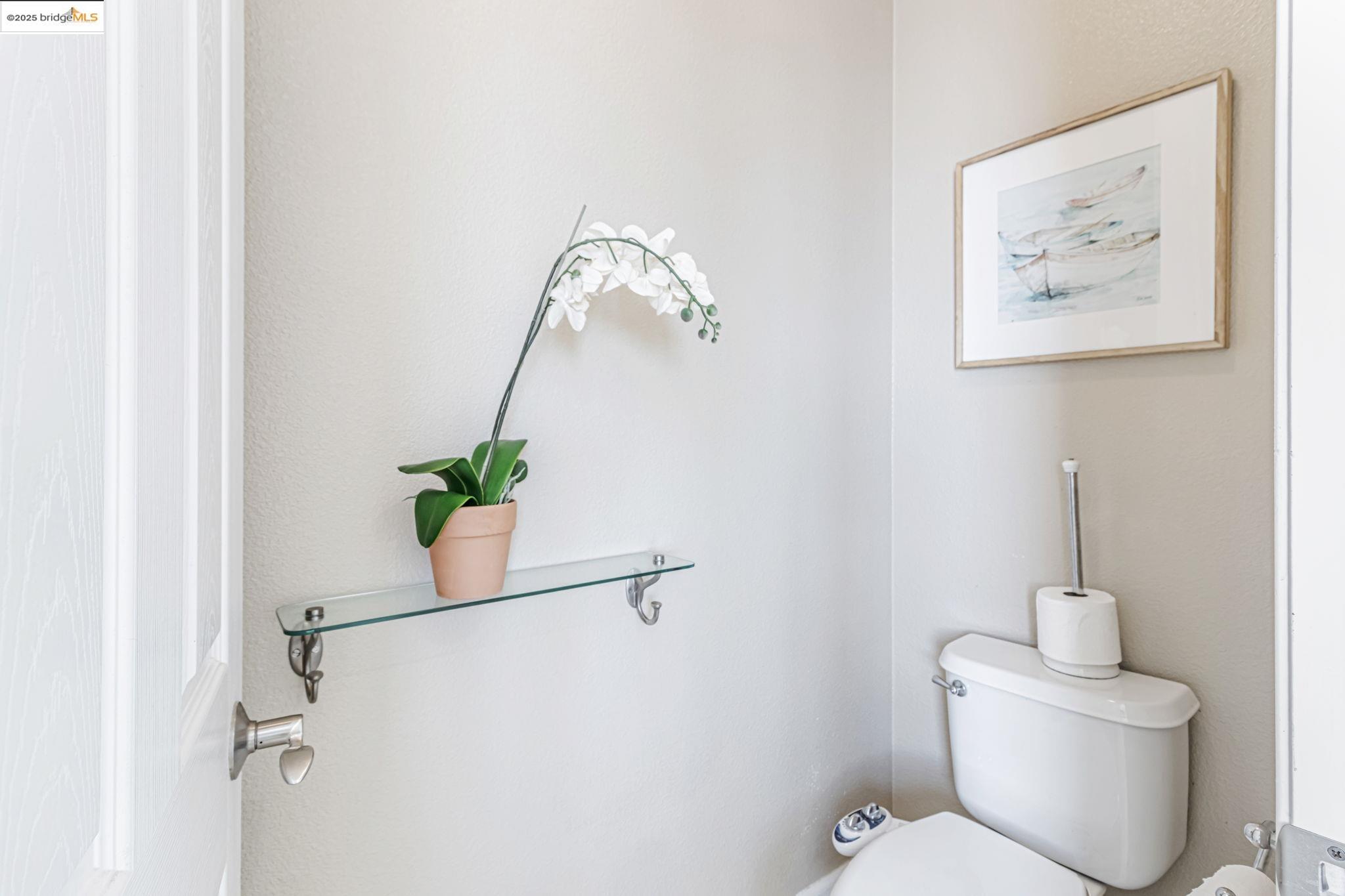 Detail Gallery Image 25 of 47 For 104 Seacliff Court, Richmond,  CA 94801 - 3 Beds | 2/1 Baths