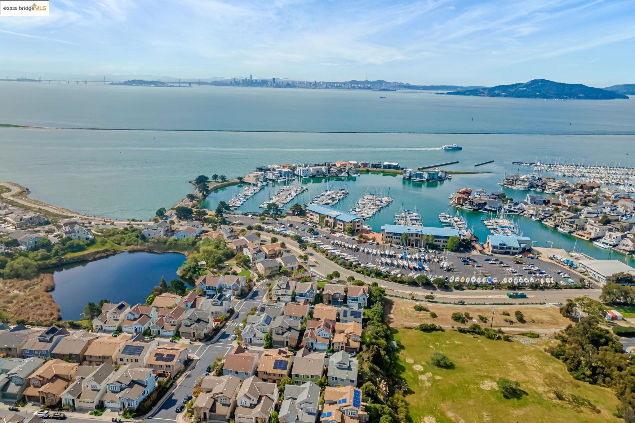 Detail Gallery Image 41 of 47 For 104 Seacliff Court, Richmond,  CA 94801 - 3 Beds | 2/1 Baths