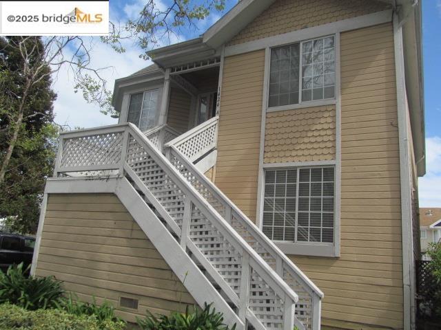 Detail Gallery Image 2 of 12 For 1424 Market St, Oakland,  CA 94607 - – Beds | – Baths
