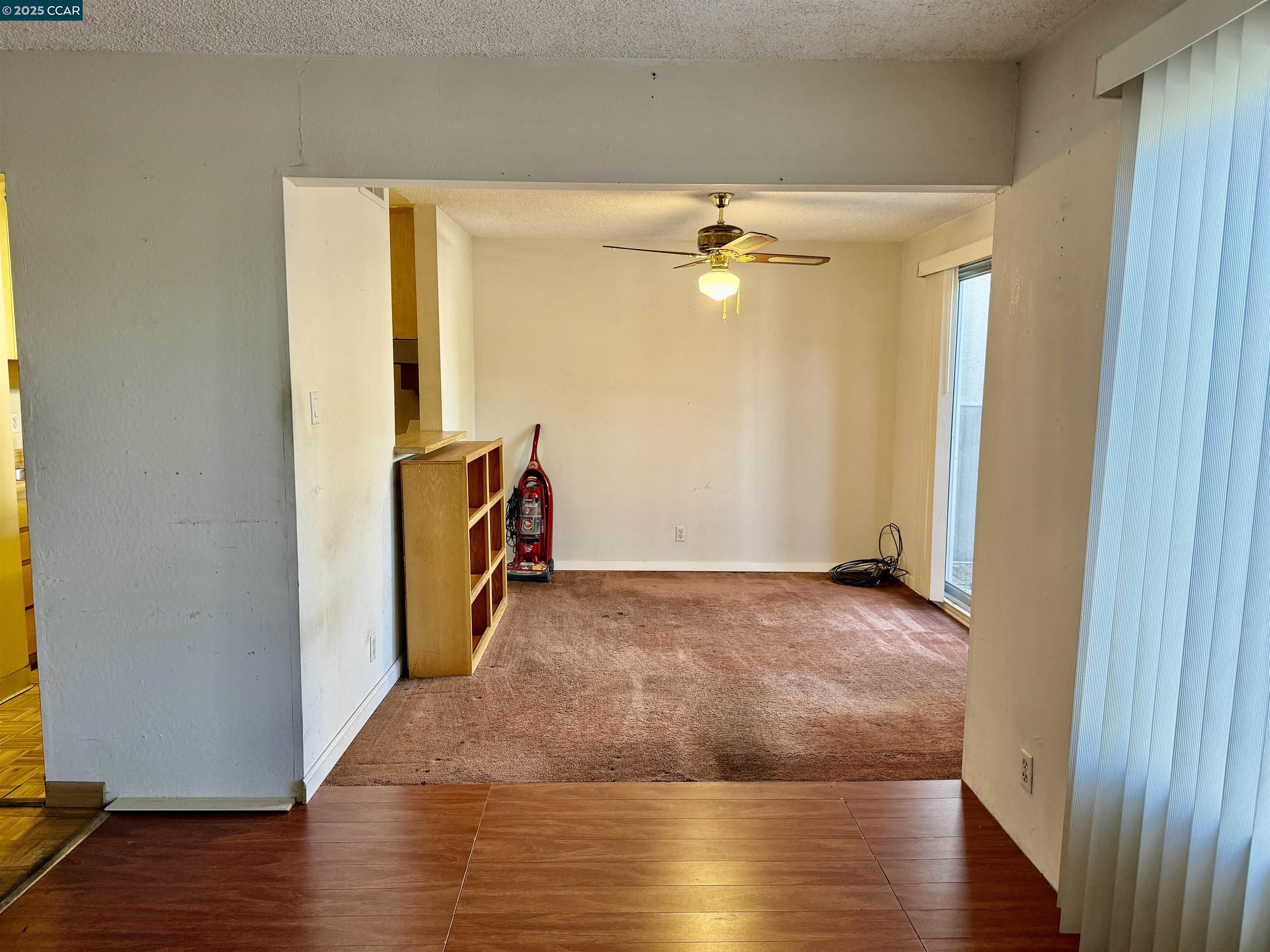 Photo #5: 41093897 Listing 