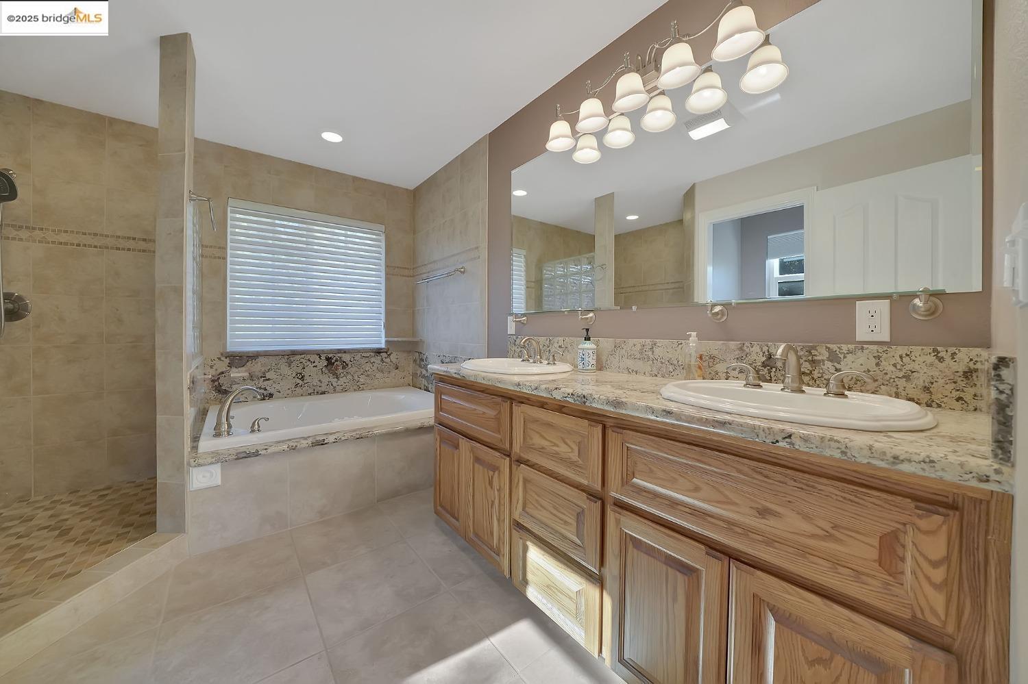 Detail Gallery Image 27 of 56 For 5591 Stampede Canyon Drive 1, Hathaway Pines,  CA 95223 - 3 Beds | 3/1 Baths