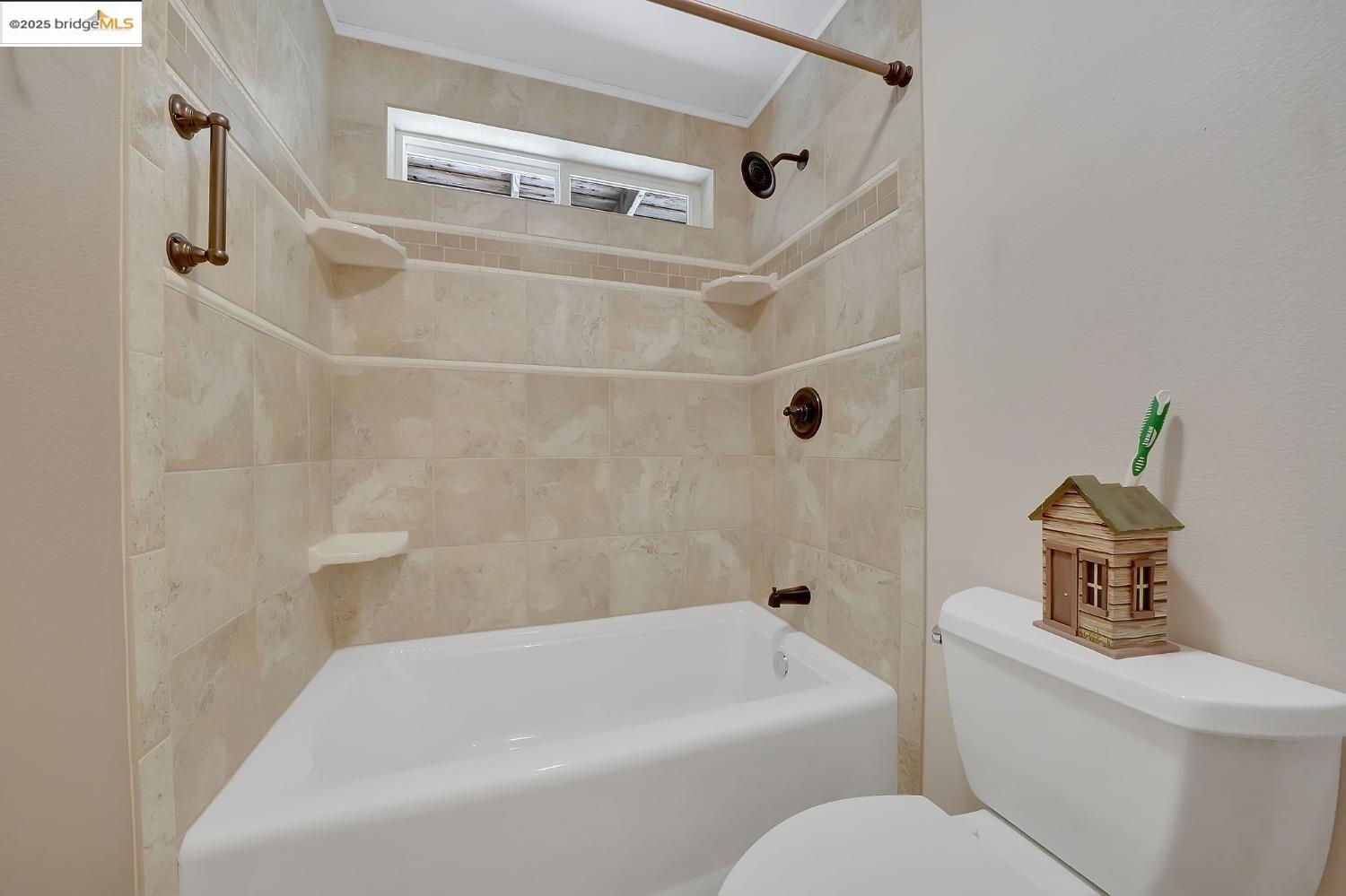 Detail Gallery Image 34 of 56 For 5591 Stampede Canyon Drive 1, Hathaway Pines,  CA 95223 - 3 Beds | 3/1 Baths