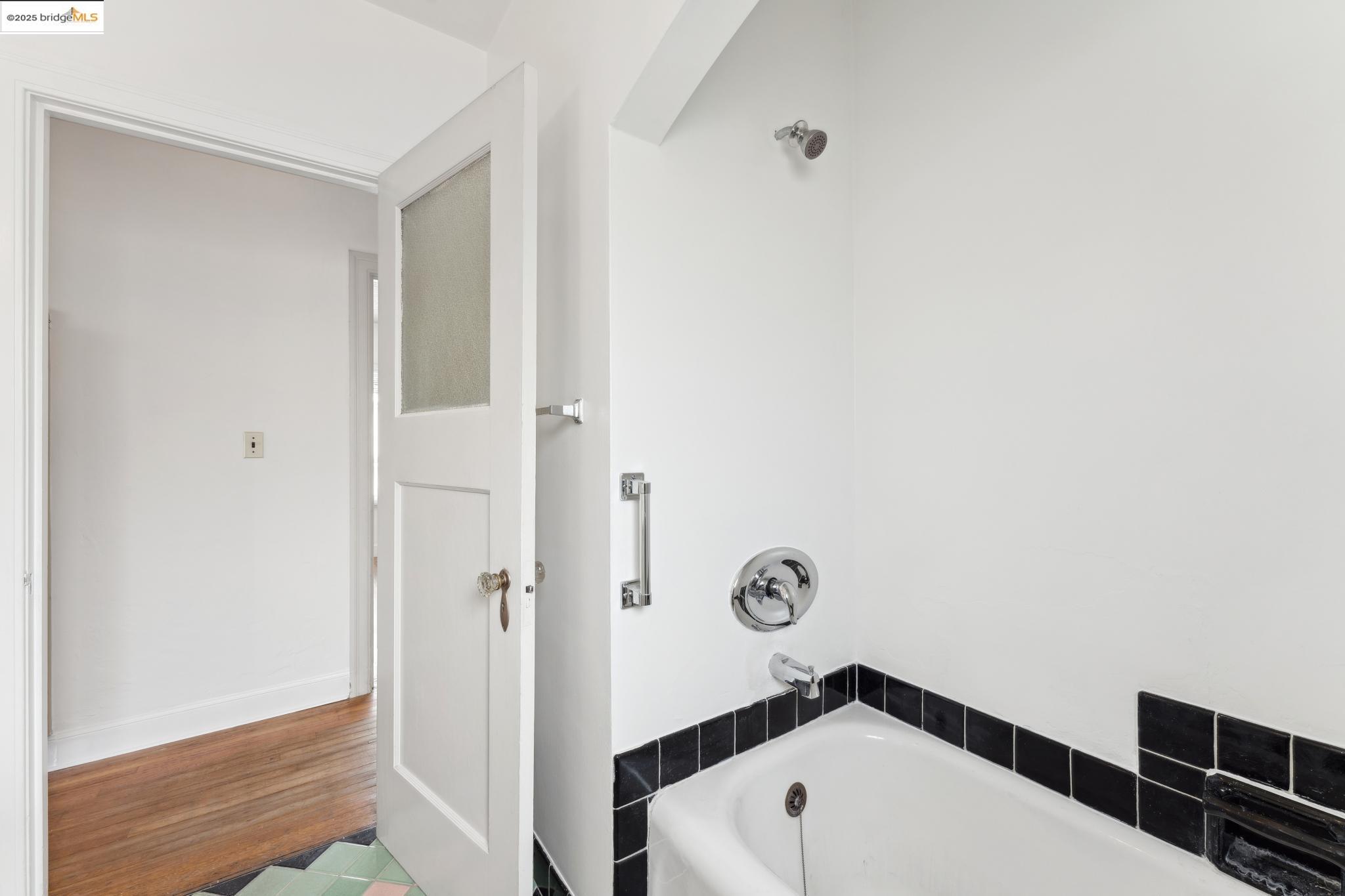 Detail Gallery Image 35 of 50 For 1605 Pomona St, Crockett,  CA 94525 - – Beds | – Baths