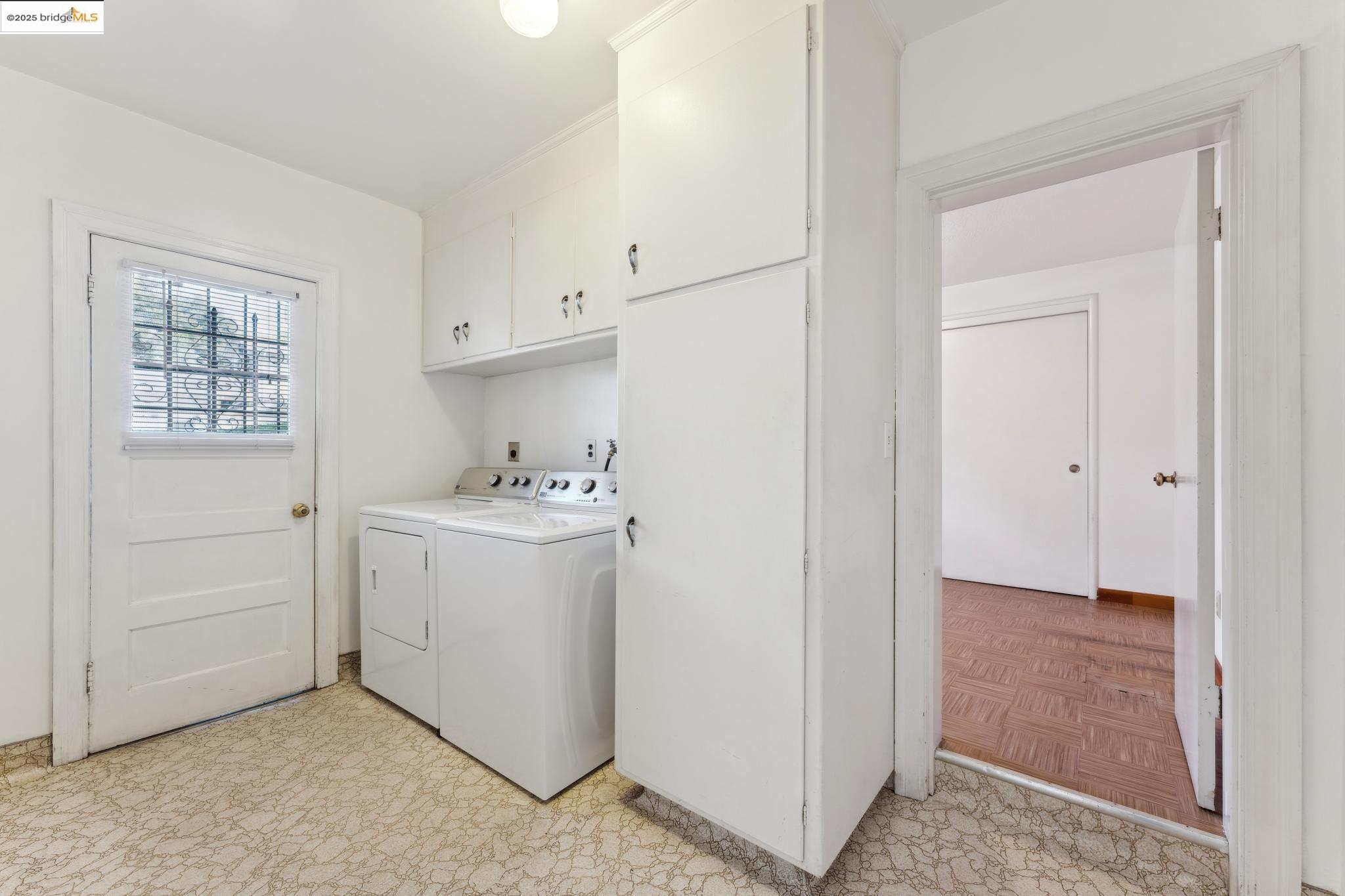 Detail Gallery Image 10 of 50 For 1605 Pomona St, Crockett,  CA 94525 - – Beds | – Baths