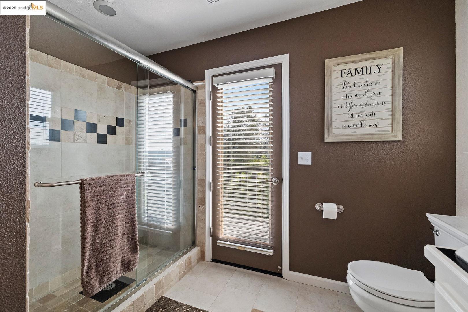 Detail Gallery Image 28 of 37 For 19061 North Dr, Jamestown,  CA 95327 - 3 Beds | 3 Baths