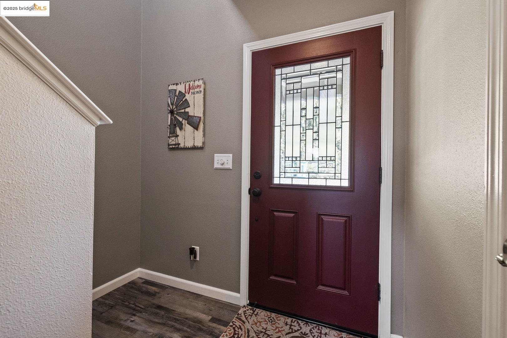 Detail Gallery Image 5 of 37 For 19061 North Dr, Jamestown,  CA 95327 - 3 Beds | 3 Baths