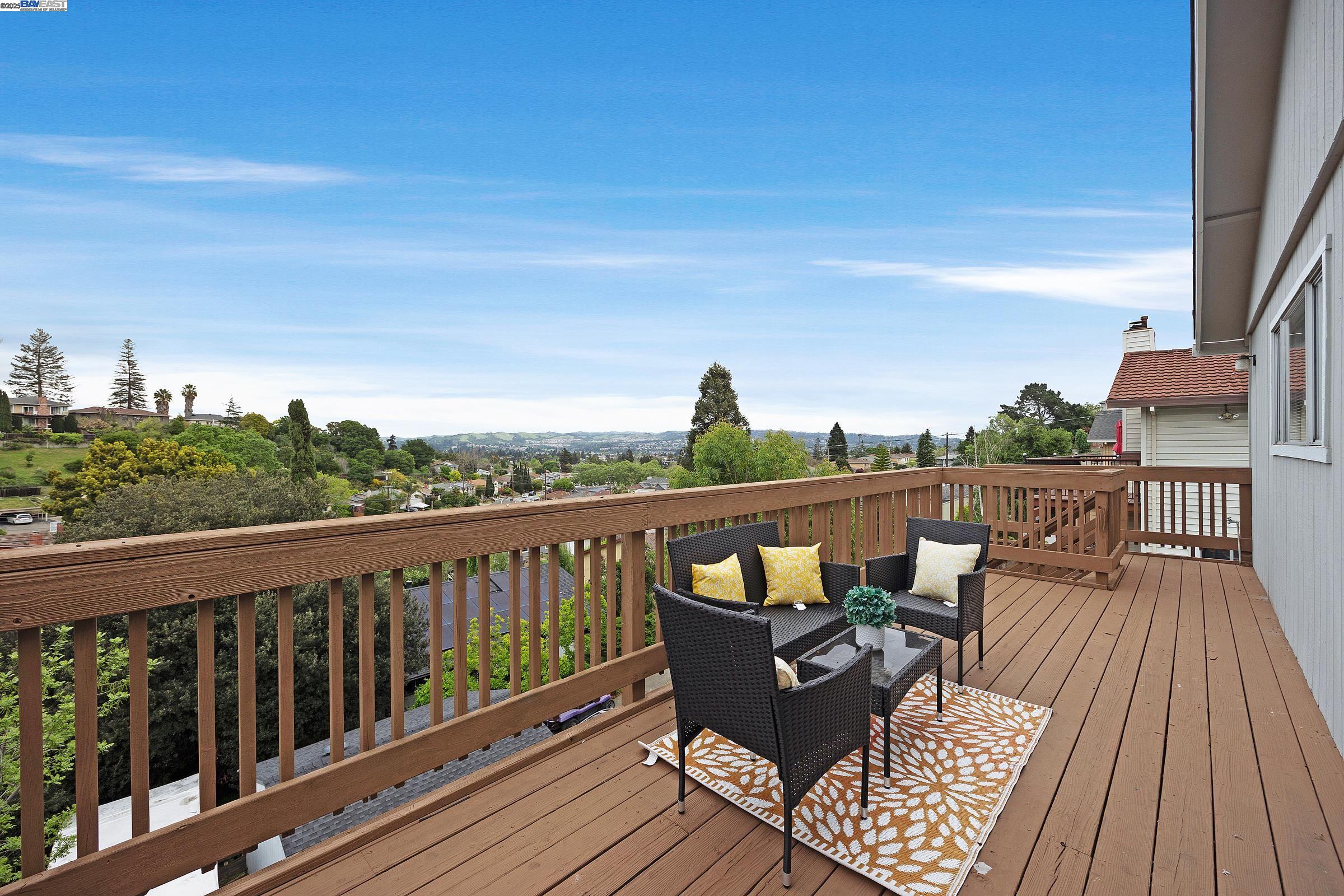 Detail Gallery Image 37 of 41 For 19464 Yuma St, Castro Valley,  CA 94546 - 5 Beds | 3/1 Baths