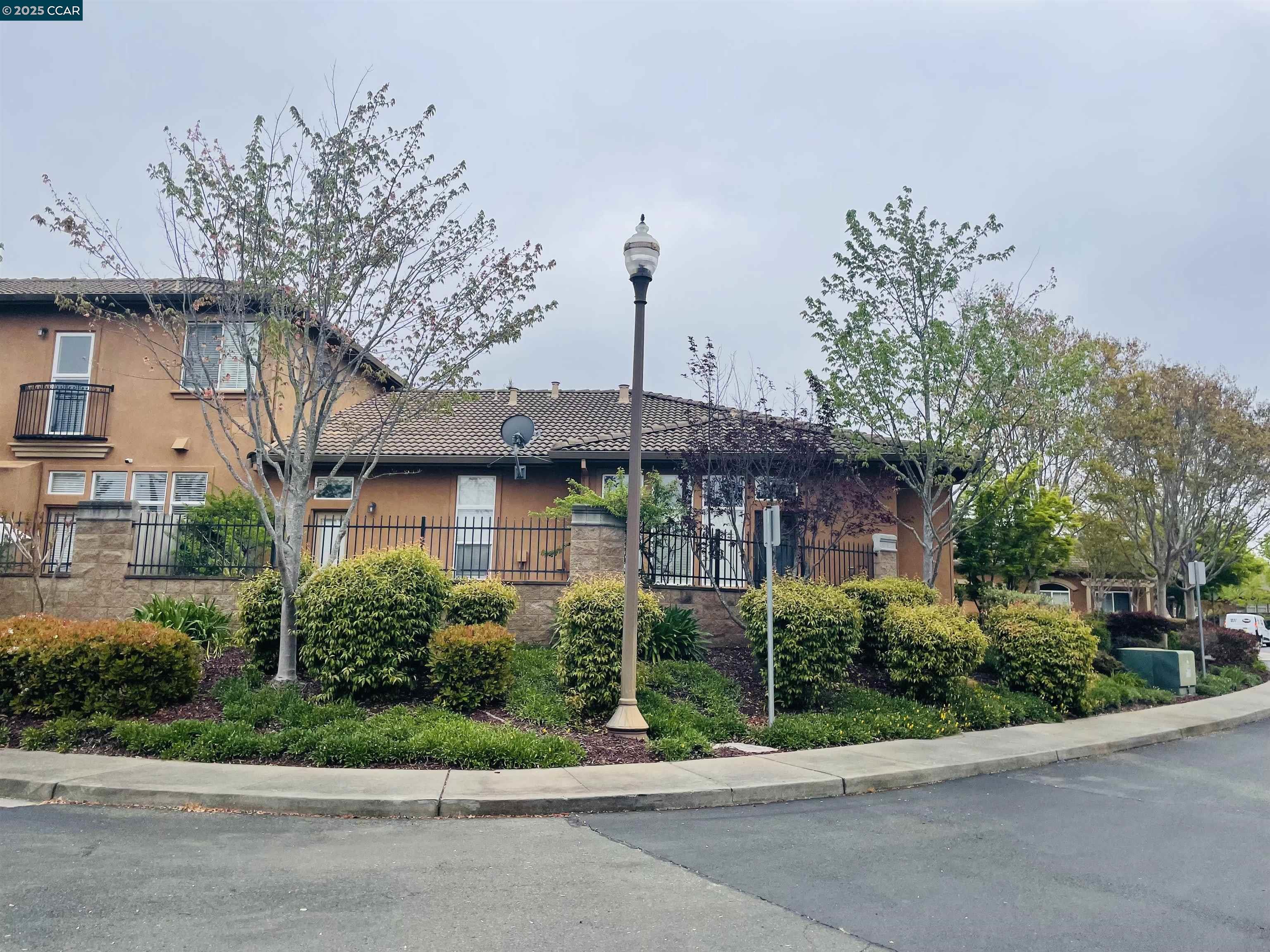 Detail Gallery Image 15 of 23 For 7104 Majestic Ct, Vallejo,  CA 94591 - 2 Beds | 2 Baths