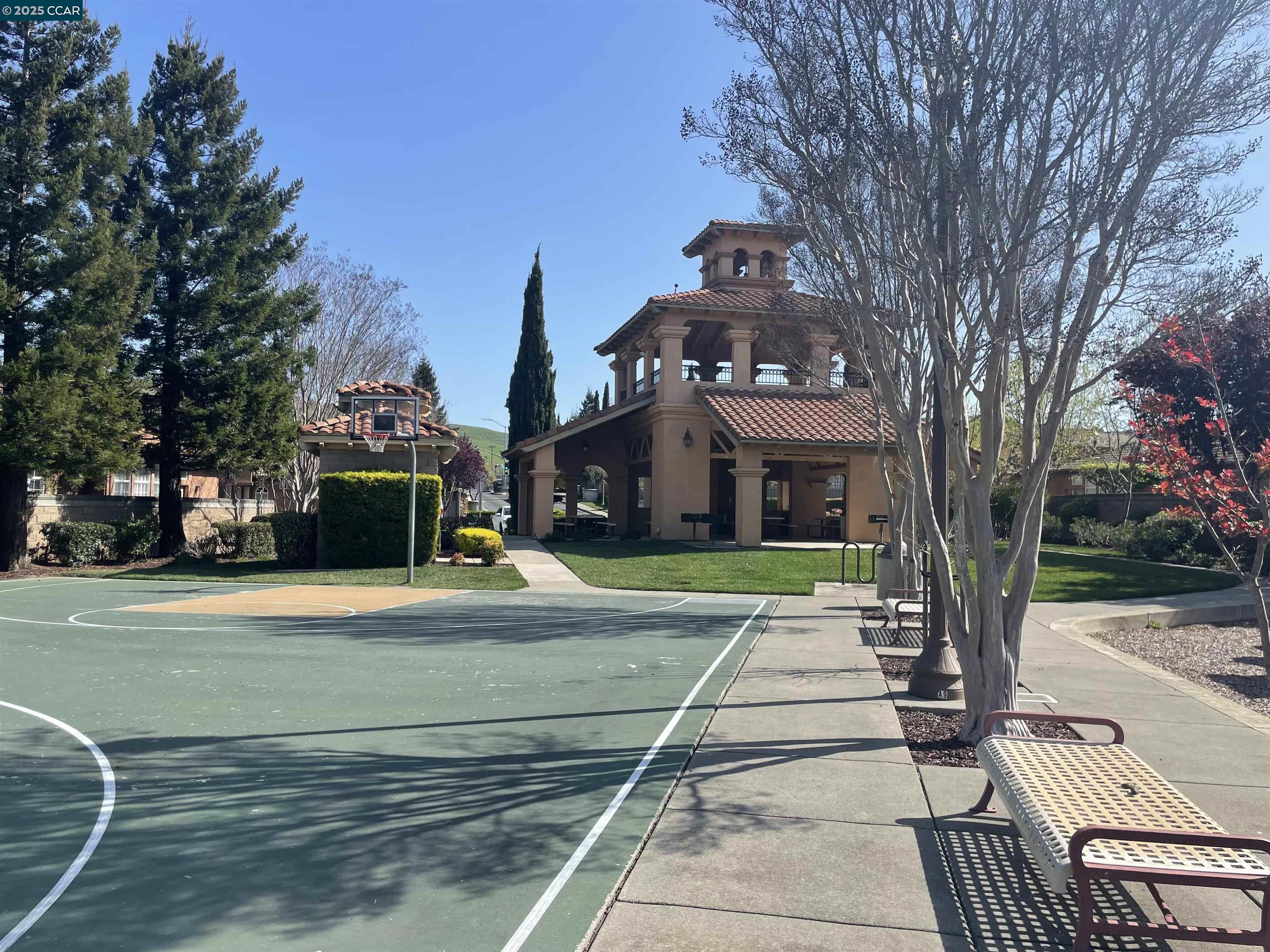 Detail Gallery Image 20 of 23 For 7104 Majestic Ct, Vallejo,  CA 94591 - 2 Beds | 2 Baths