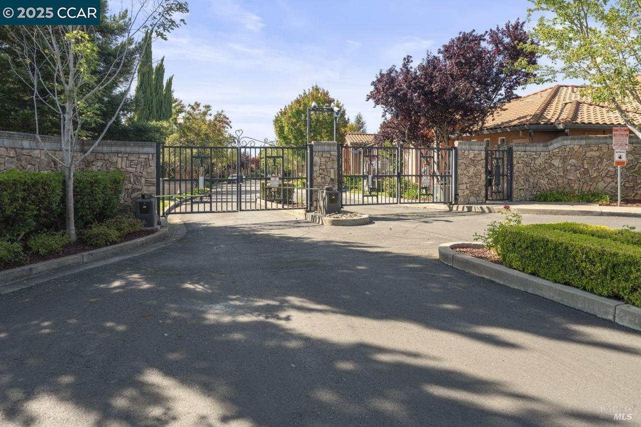 Detail Gallery Image 23 of 23 For 7104 Majestic Ct, Vallejo,  CA 94591 - 2 Beds | 2 Baths