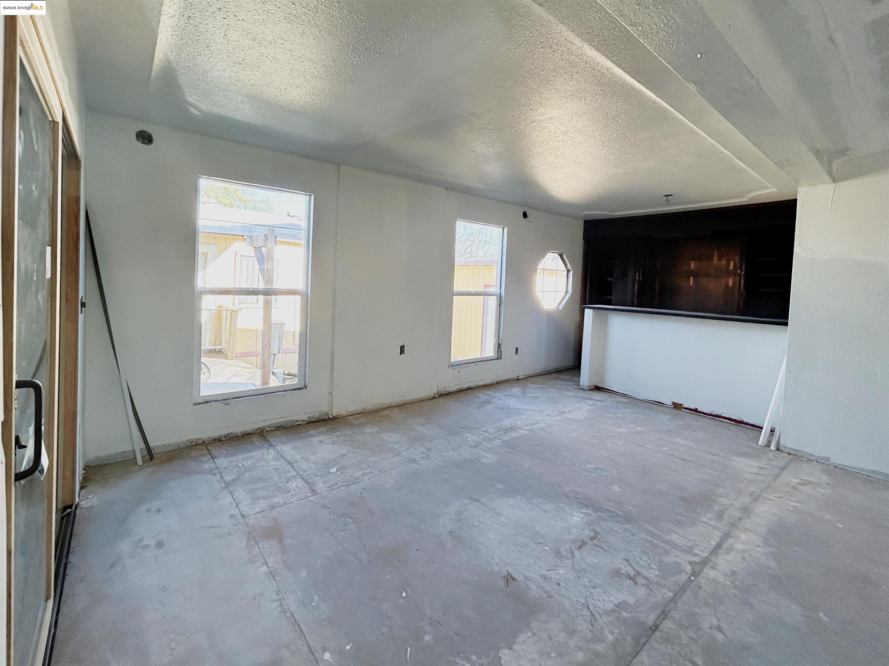 Detail Gallery Image 8 of 20 For 3724 Porter Circle, Bethel Island,  CA 94511 - 3 Beds | 2 Baths