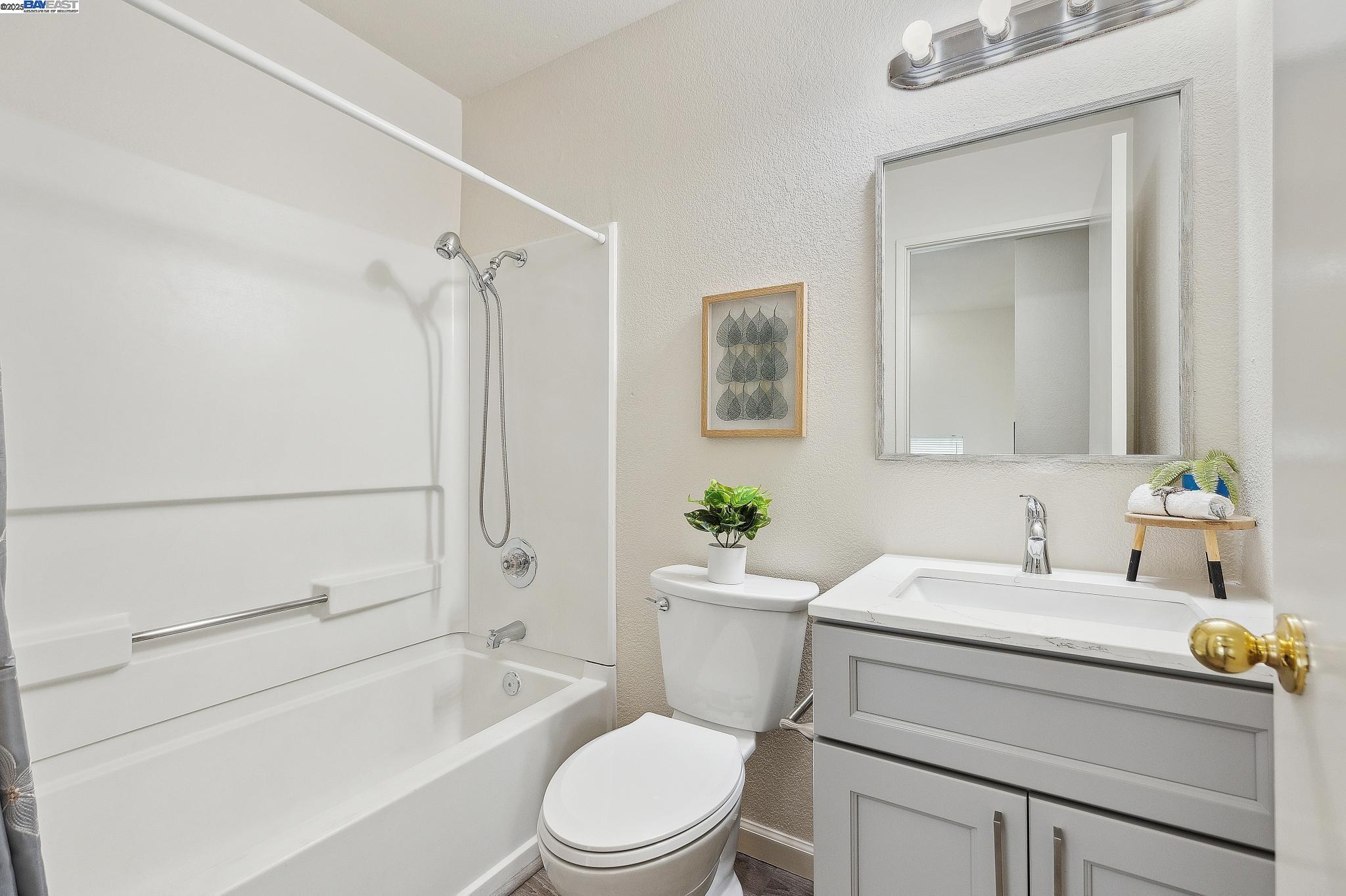 Detail Gallery Image 27 of 33 For 369 Anchor Dr, Bay Point,  CA 94565 - 3 Beds | 2/1 Baths