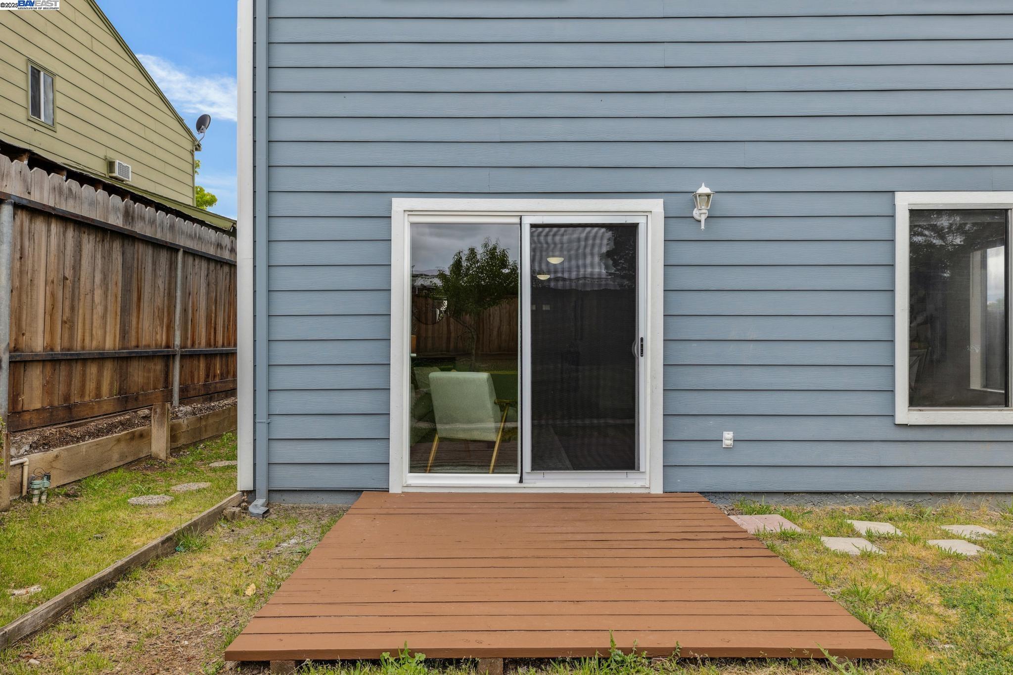 Detail Gallery Image 29 of 33 For 369 Anchor Dr, Bay Point,  CA 94565 - 3 Beds | 2/1 Baths