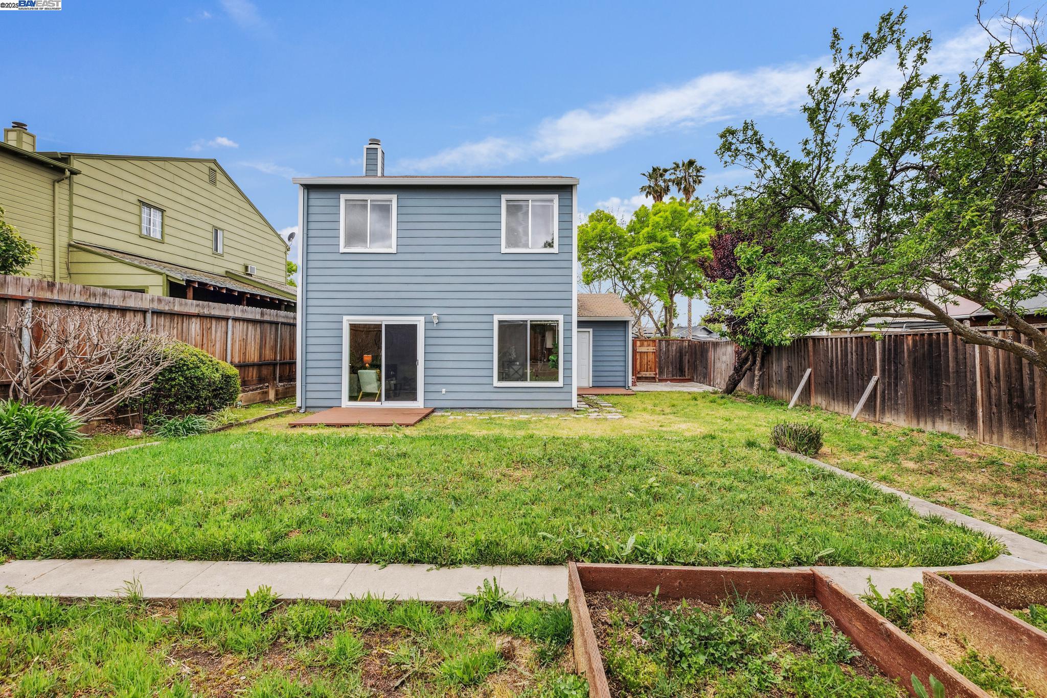 Detail Gallery Image 31 of 33 For 369 Anchor Dr, Bay Point,  CA 94565 - 3 Beds | 2/1 Baths