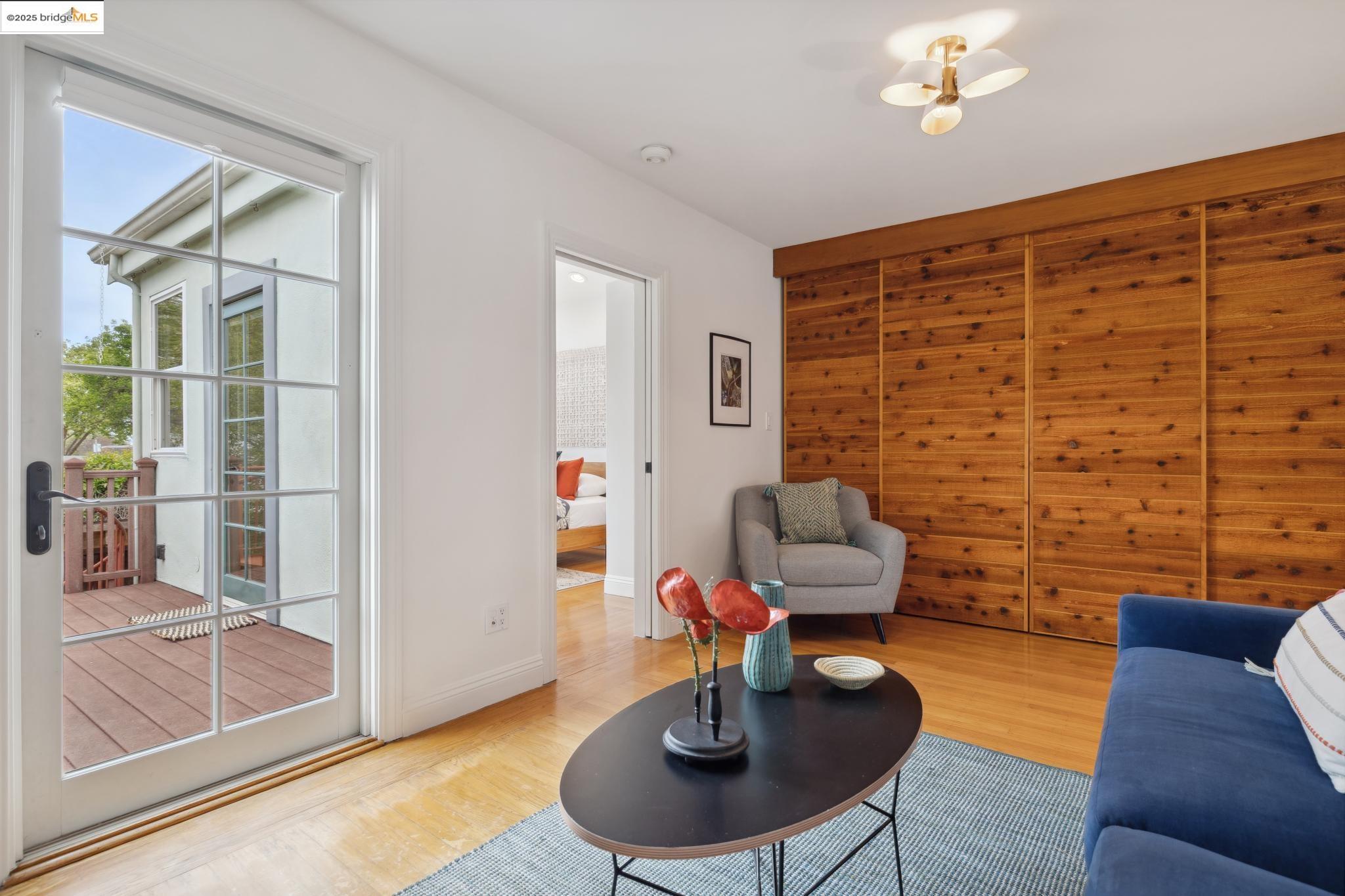 Detail Gallery Image 15 of 47 For 1626 Kains Ave., Berkeley,  CA 94702 - 4 Beds | 2/1 Baths
