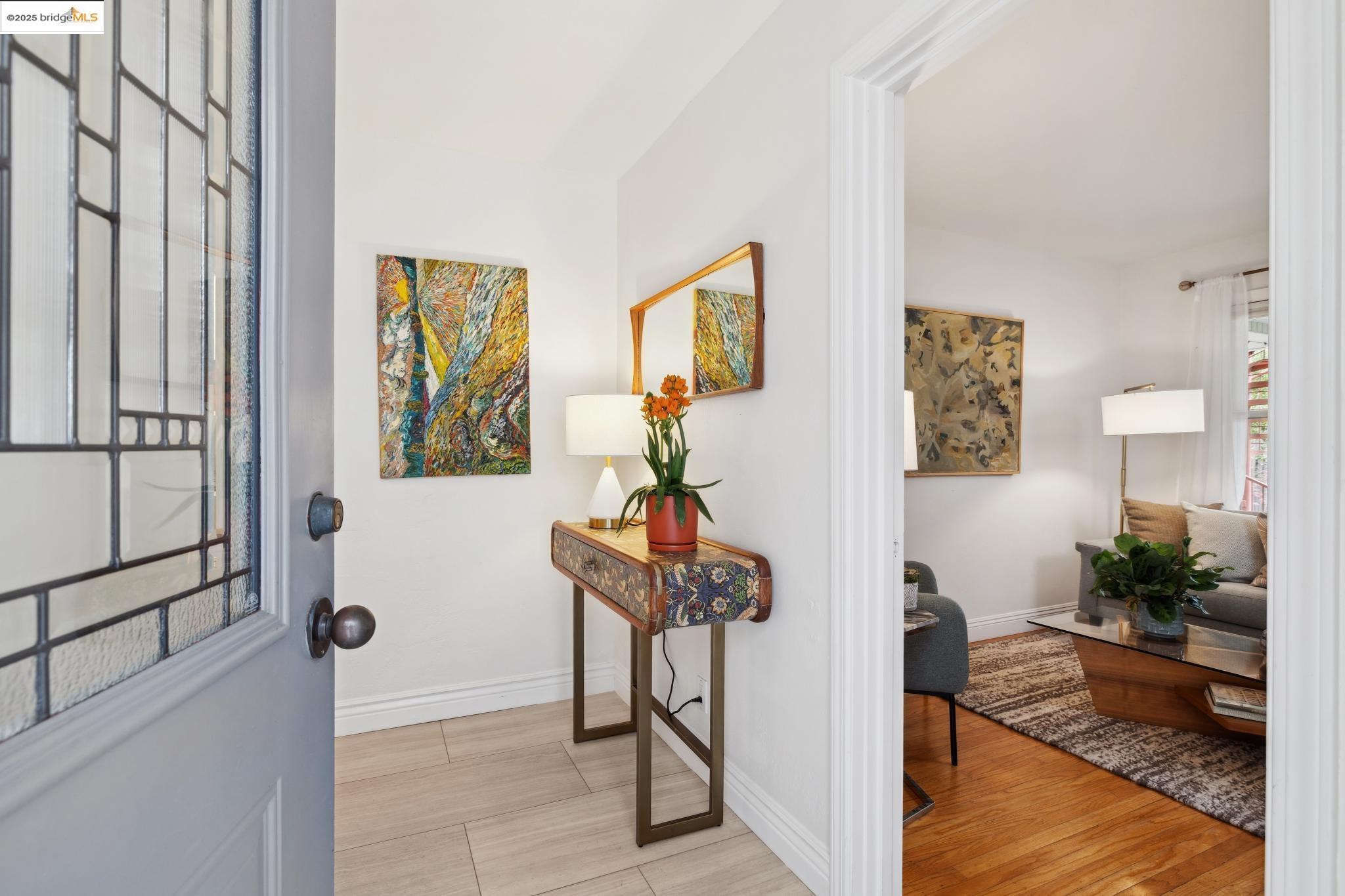 Detail Gallery Image 32 of 47 For 1626 Kains Ave., Berkeley,  CA 94702 - 4 Beds | 2/1 Baths