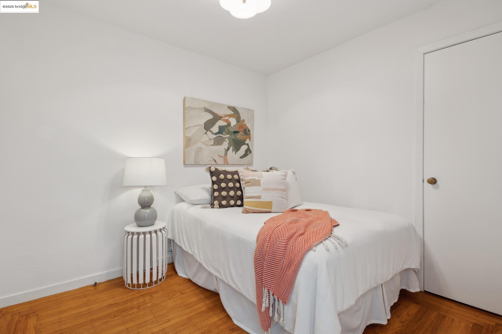 Detail Gallery Image 39 of 47 For 1626 Kains Ave., Berkeley,  CA 94702 - 4 Beds | 2/1 Baths
