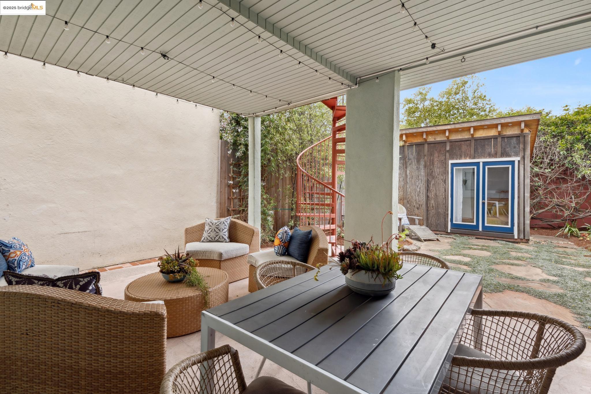 Detail Gallery Image 43 of 47 For 1626 Kains Ave., Berkeley,  CA 94702 - 4 Beds | 2/1 Baths