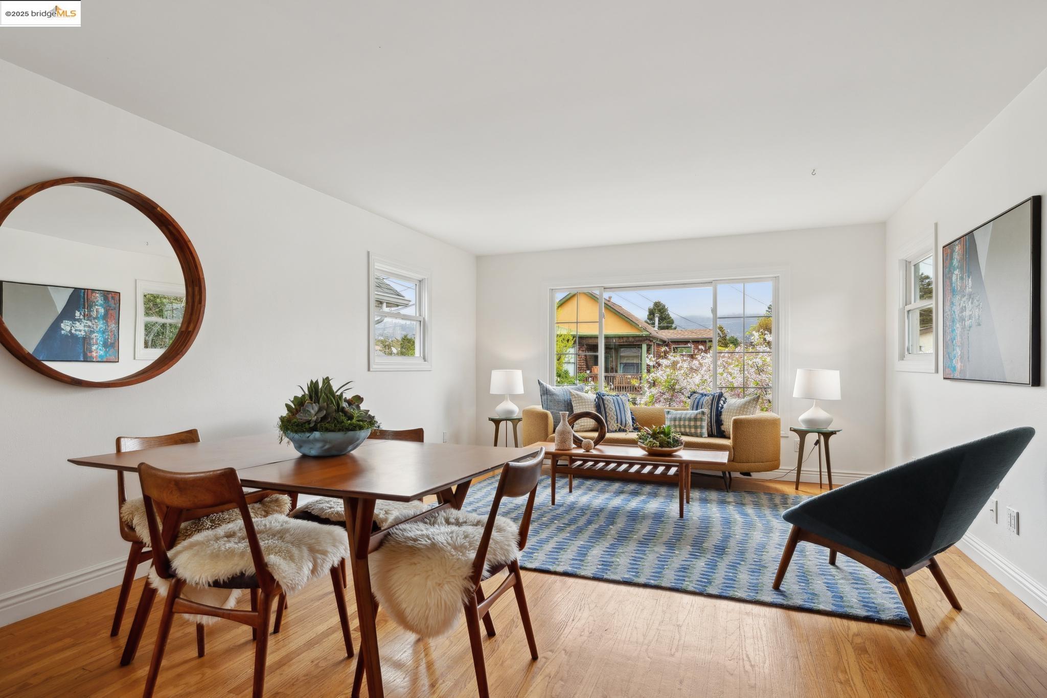 Detail Gallery Image 8 of 47 For 1626 Kains Ave., Berkeley,  CA 94702 - 4 Beds | 2/1 Baths